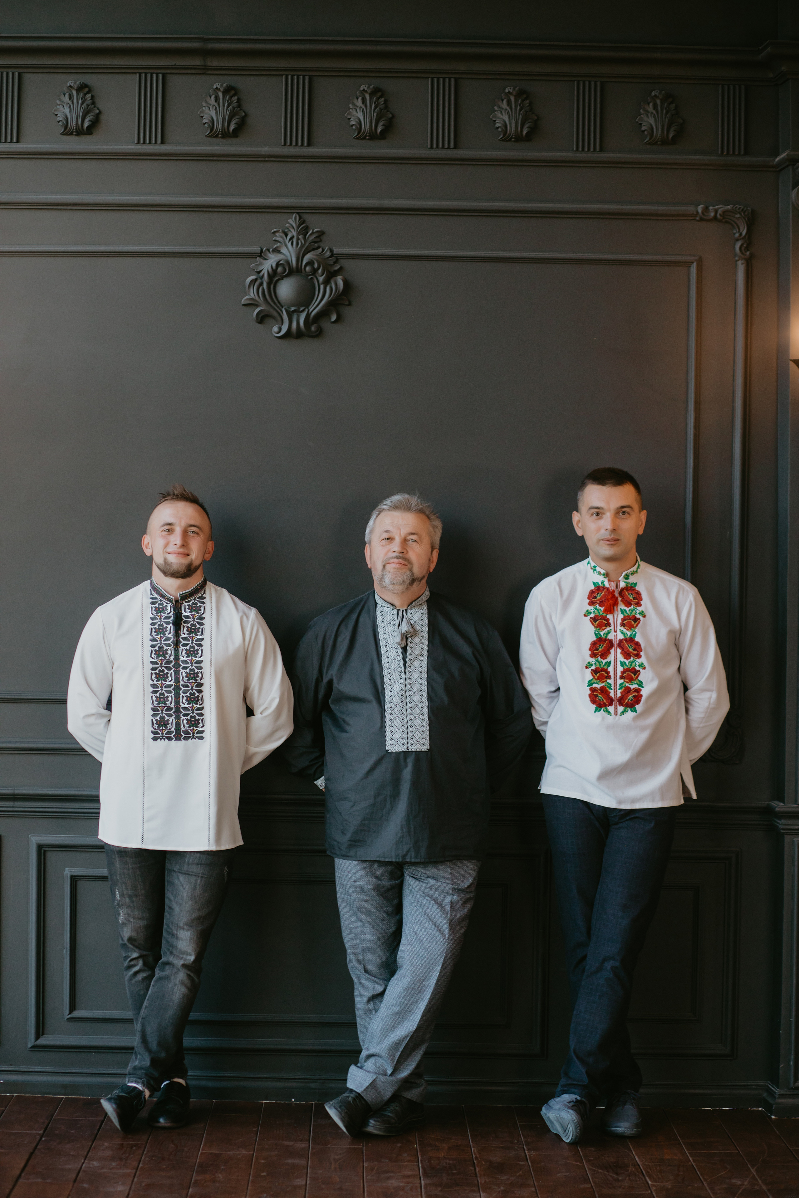 Сімейна зйомка у студії. Весільний фотограф у Львові Мирон Роксоляна