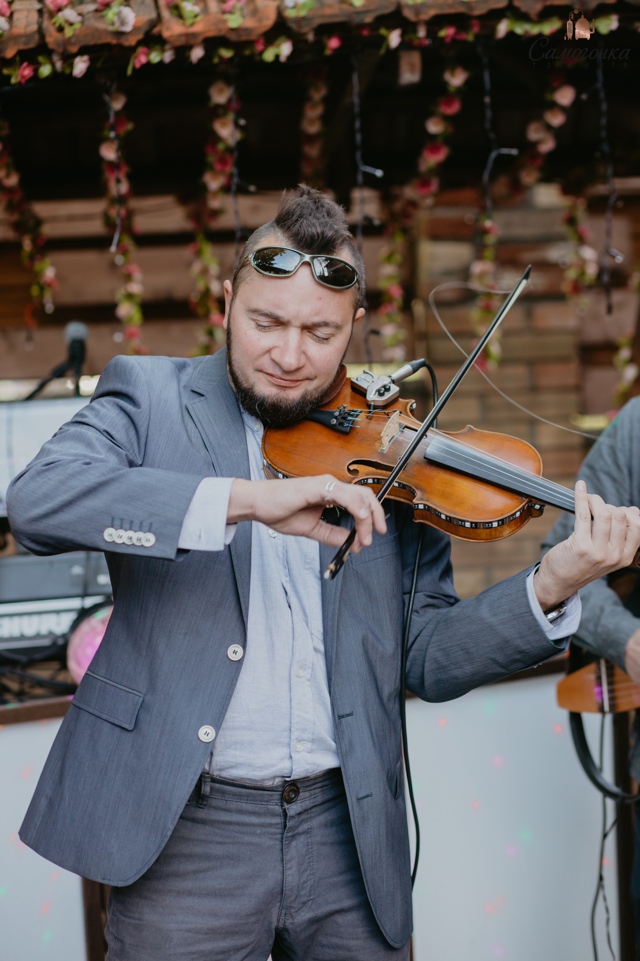 Репортаж із фестивалю самогонки. Весільний фотограф у Львові Мирон Роксоляна