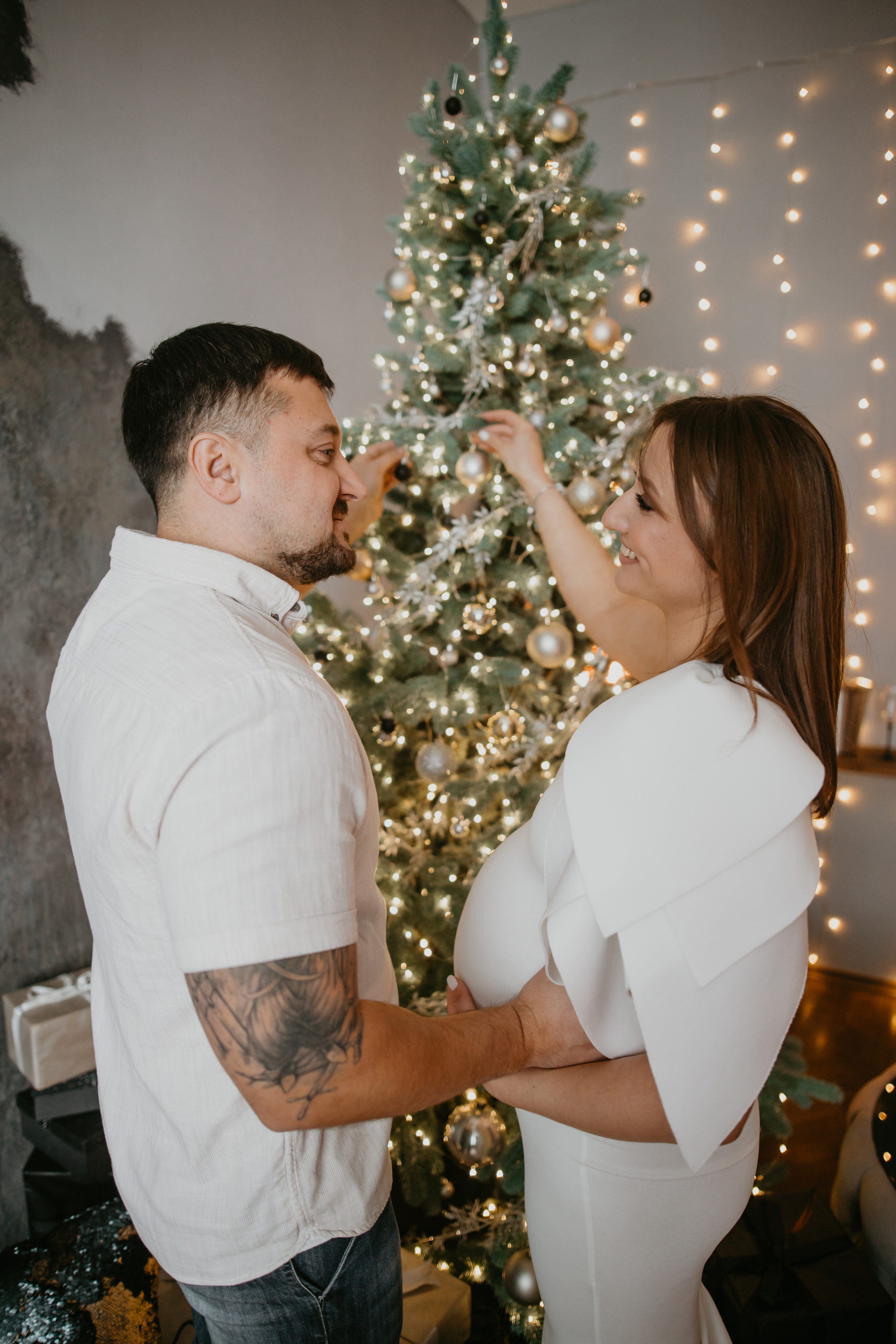 Новорічна зйомка вагітності. Весільний фотограф у Львові Мирон Роксоляна