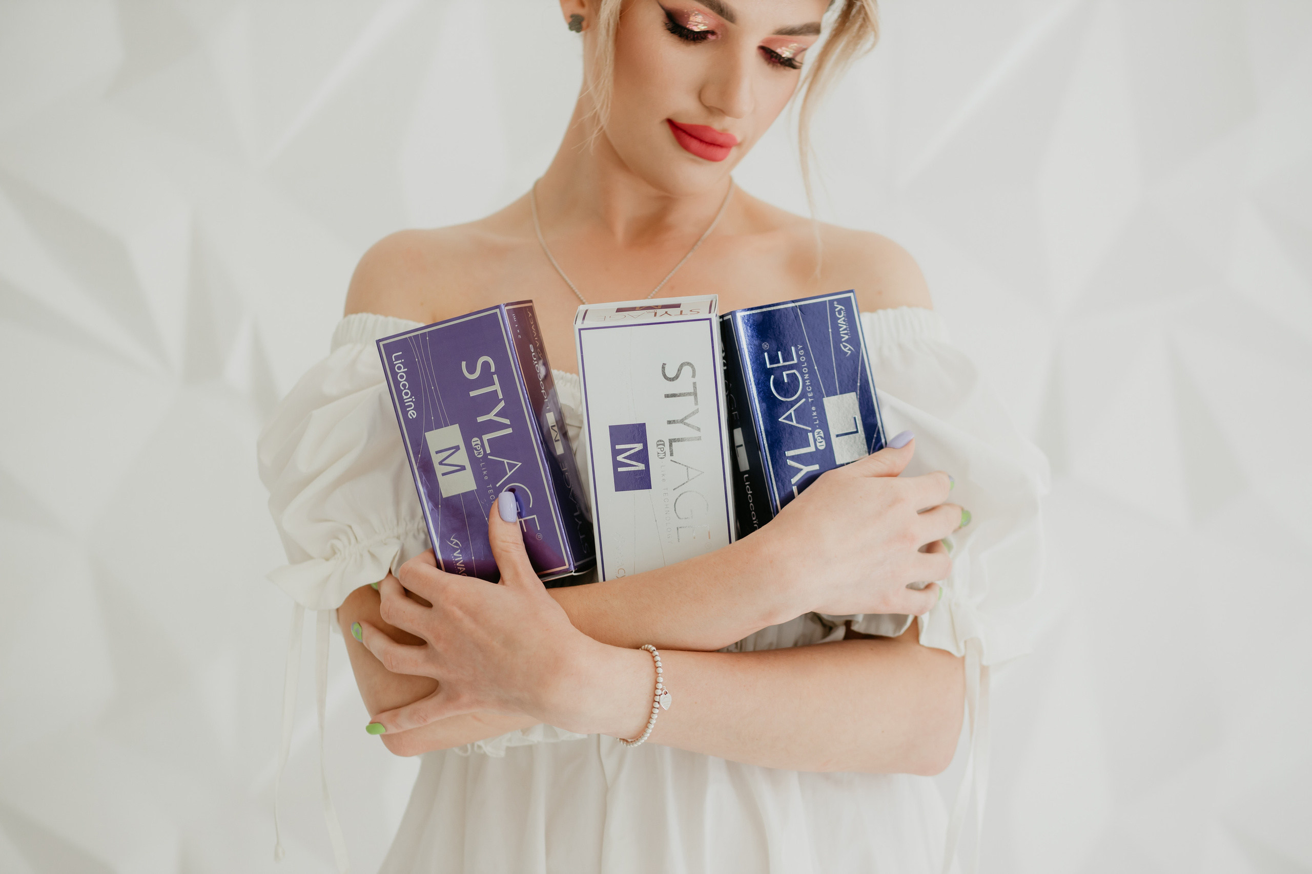 Контент для косметолога. Весільний фотограф у Львові Мирон Роксоляна