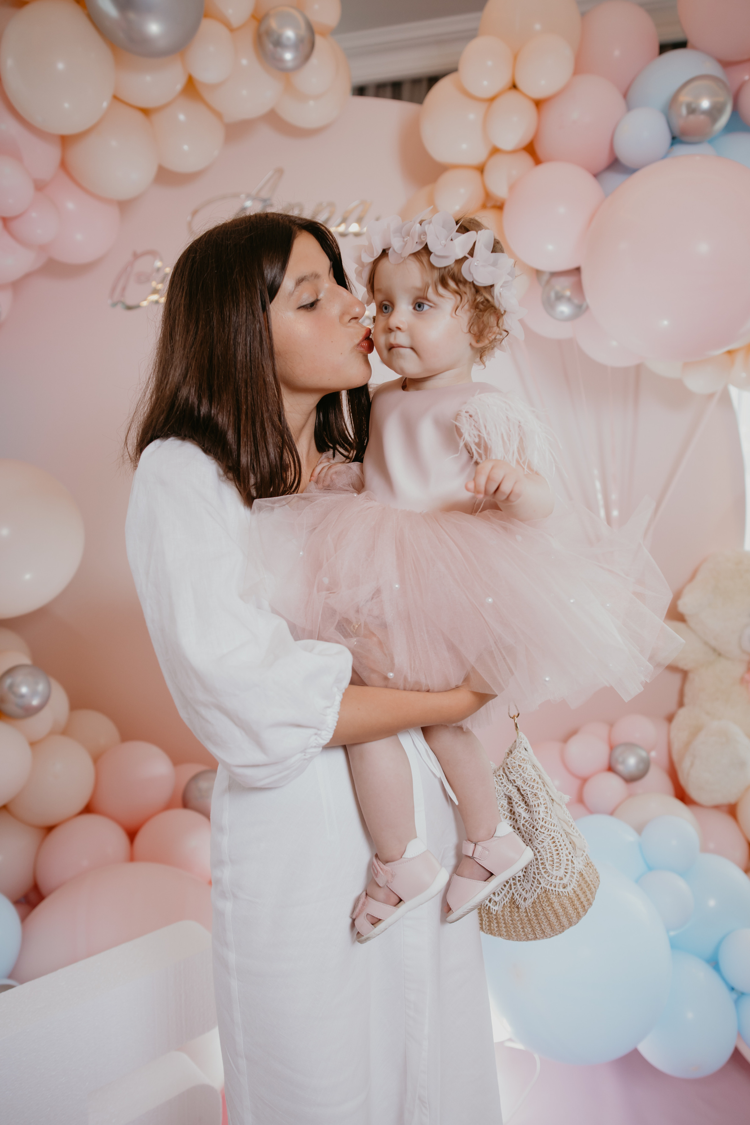 День народження Анна 1 рочок. Весільний фотограф у Львові Мирон Роксоляна