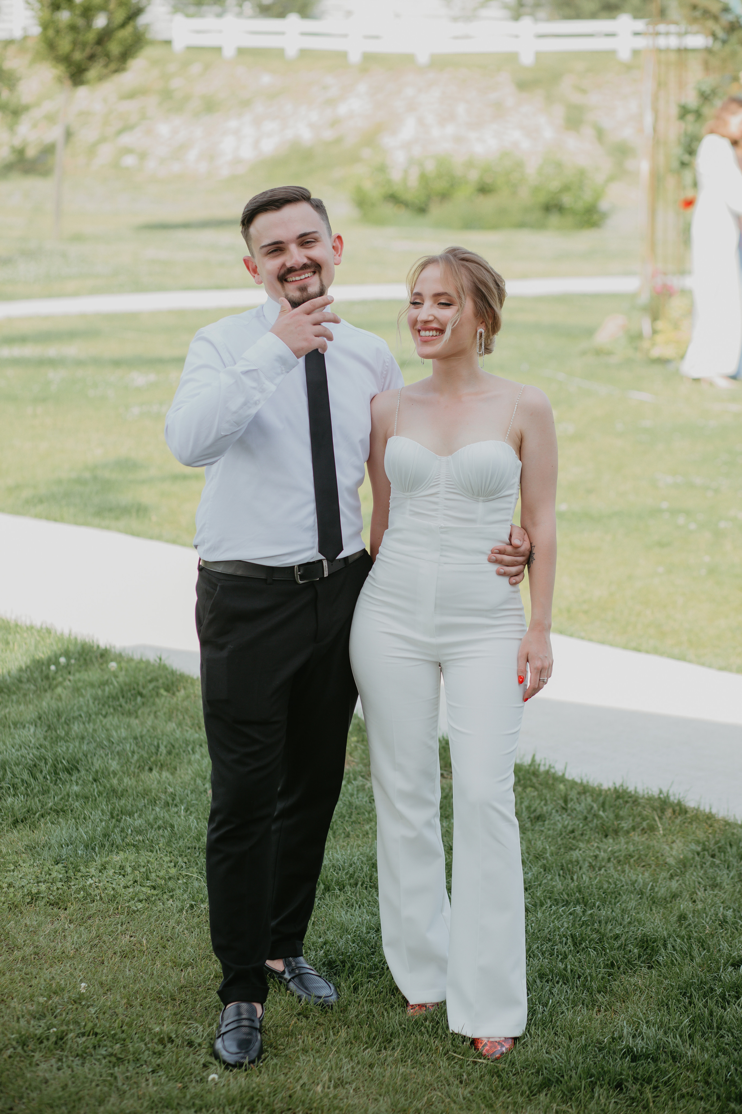 Випукний ЛНМУ ім. Данила Галицького. Весільний фотограф у Львові Мирон Роксоляна