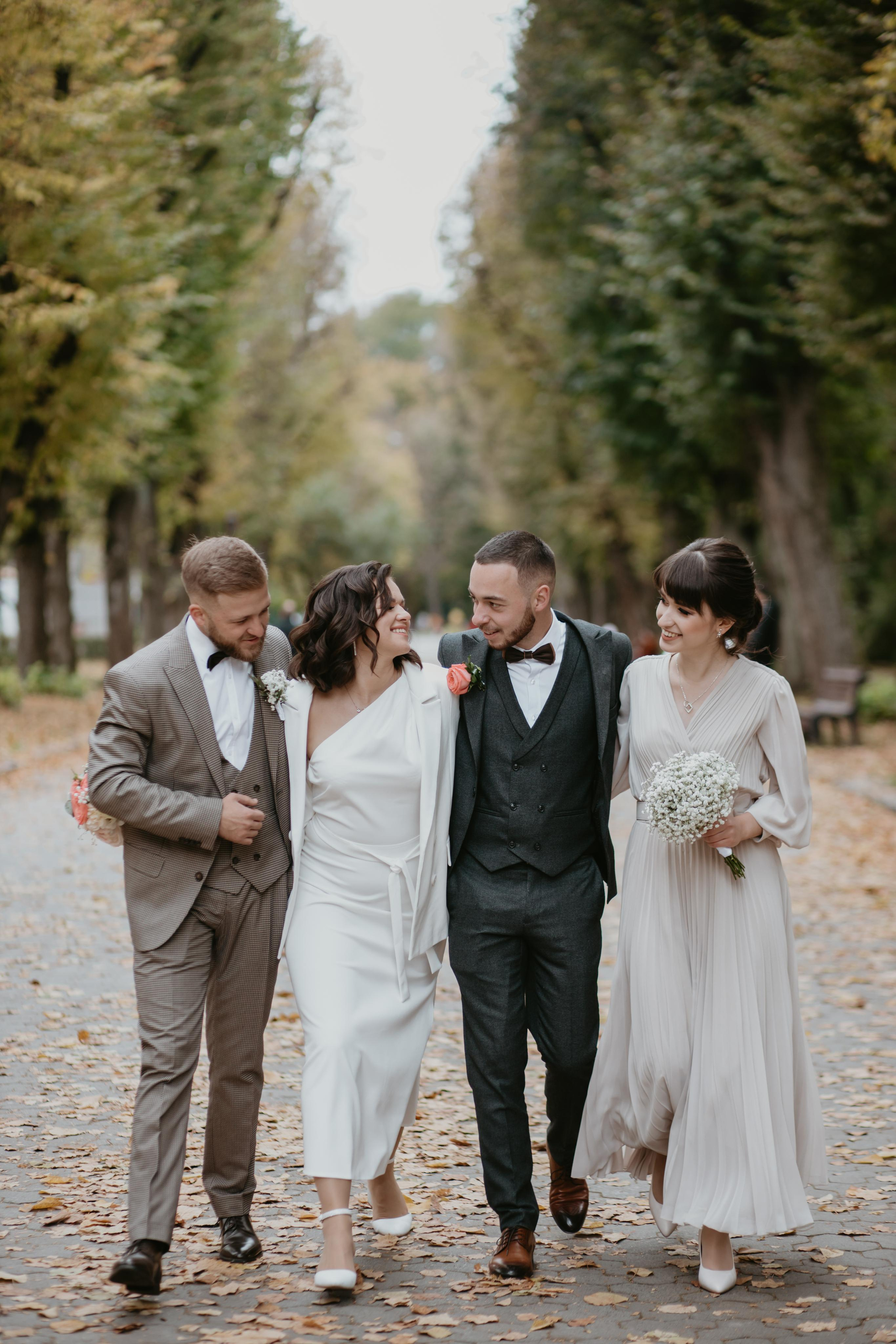 Розпис Уляна і Олег. Весільний фотограф у Львові Мирон Роксоляна