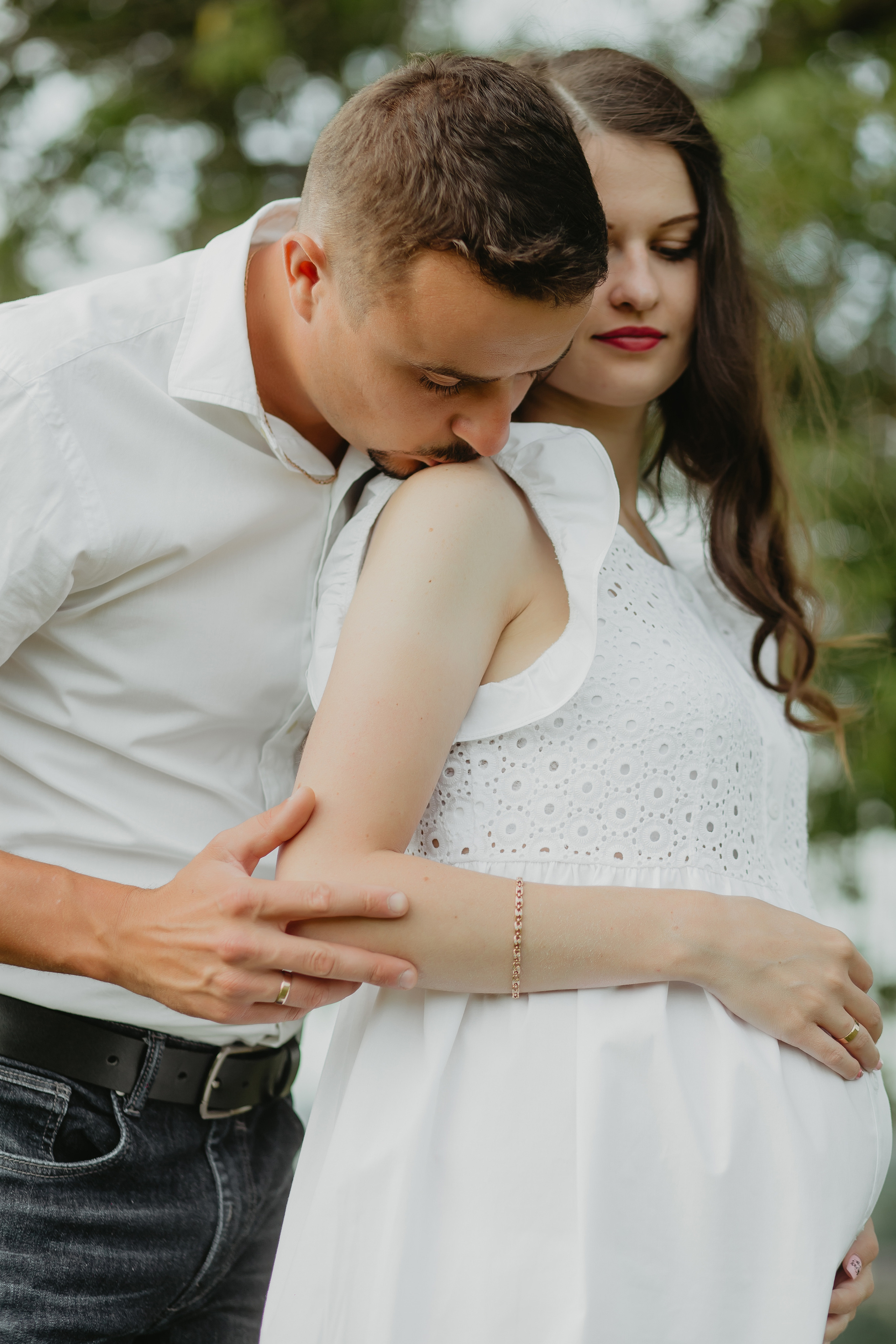 Зйомка вагітності на горі. Весільний фотограф у Львові Мирон Роксоляна