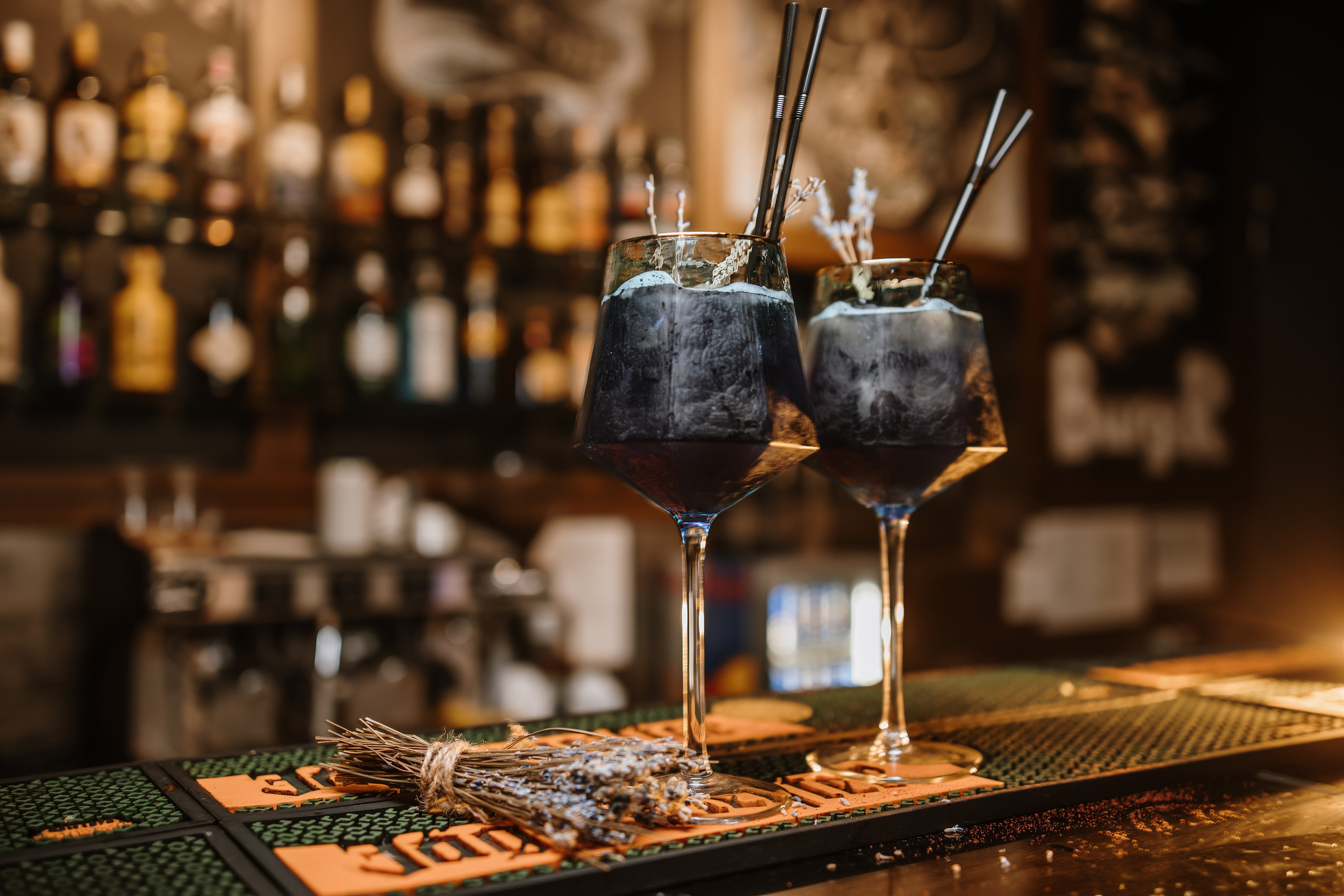 Для лаундж бару. Весільний фотограф у Львові Мирон Роксоляна