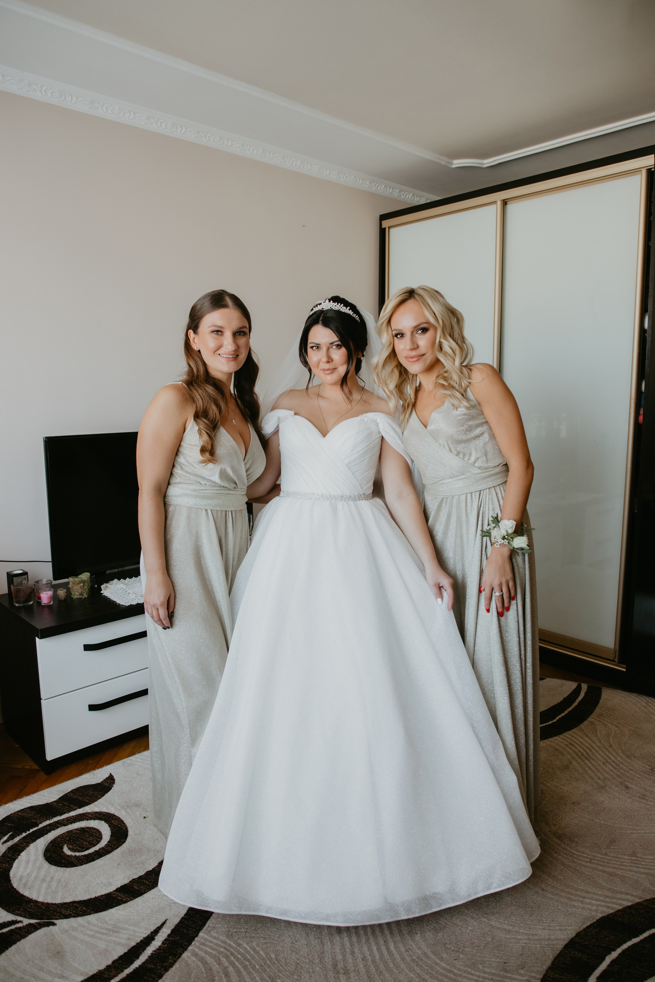 Весільний день Маряни та Володі. Весільний фотограф у Львові Мирон Роксоляна