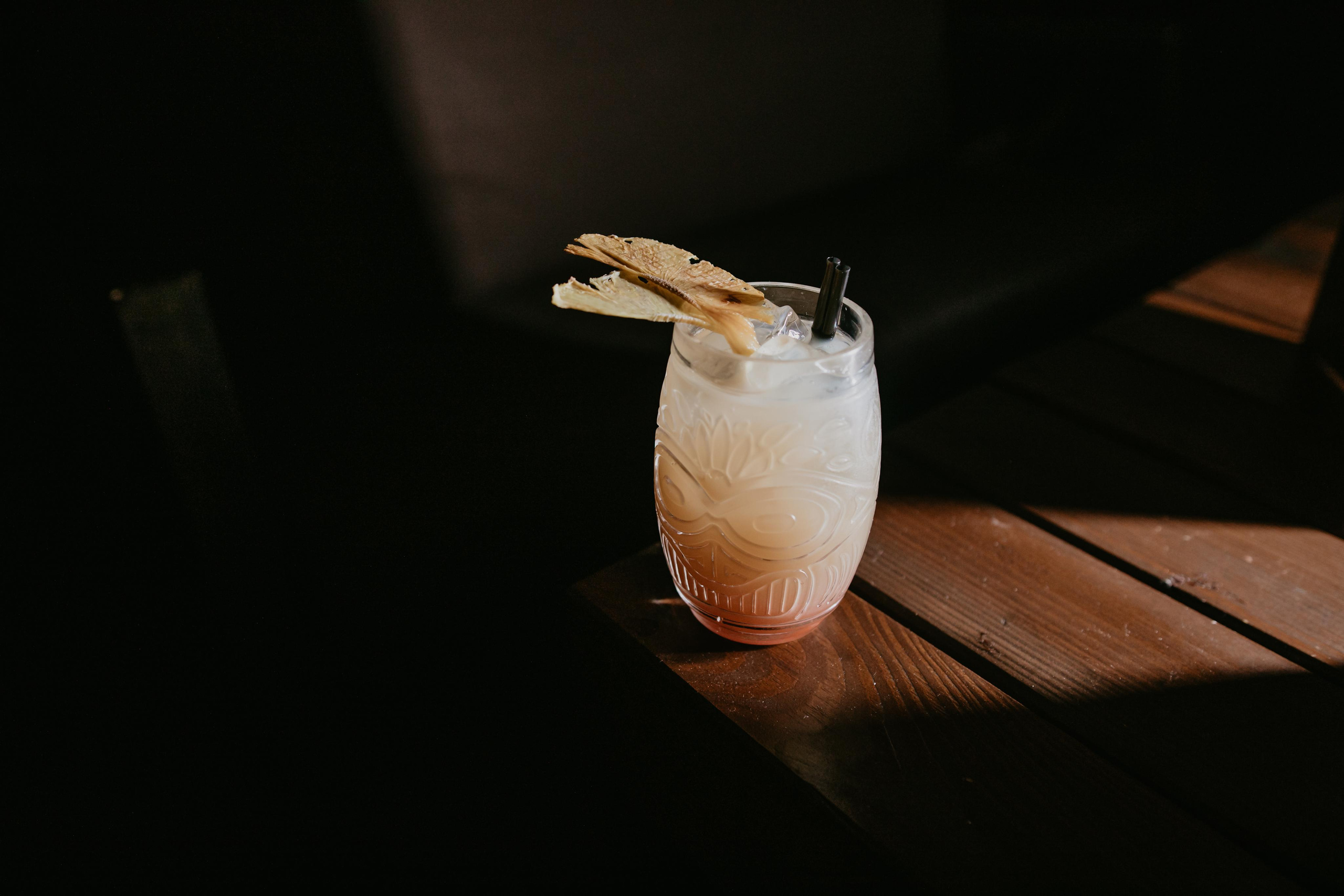 Для лаундж бару. Весільний фотограф у Львові Мирон Роксоляна