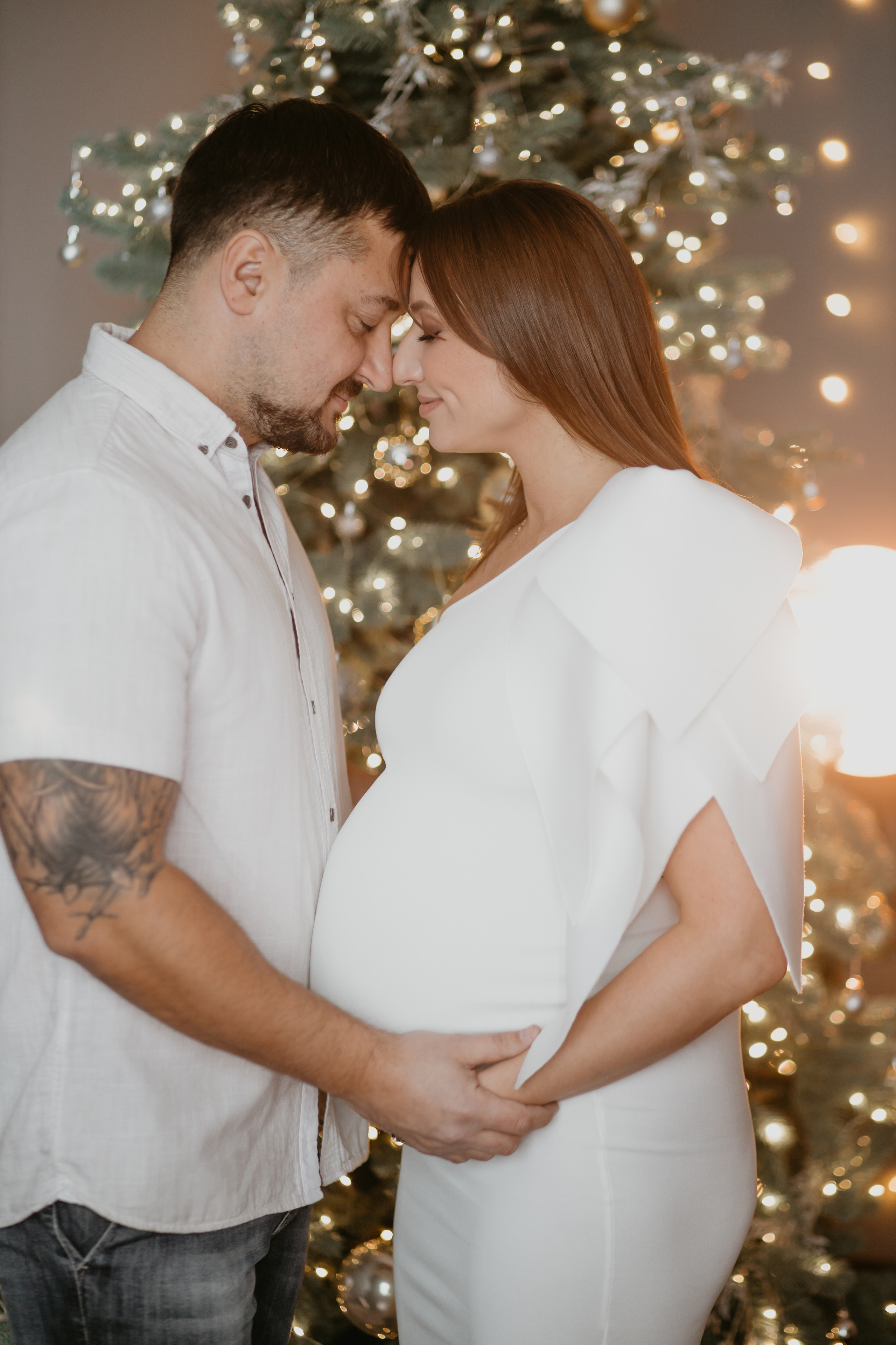 Новорічна зйомка вагітності. Весільний фотограф у Львові Мирон Роксоляна