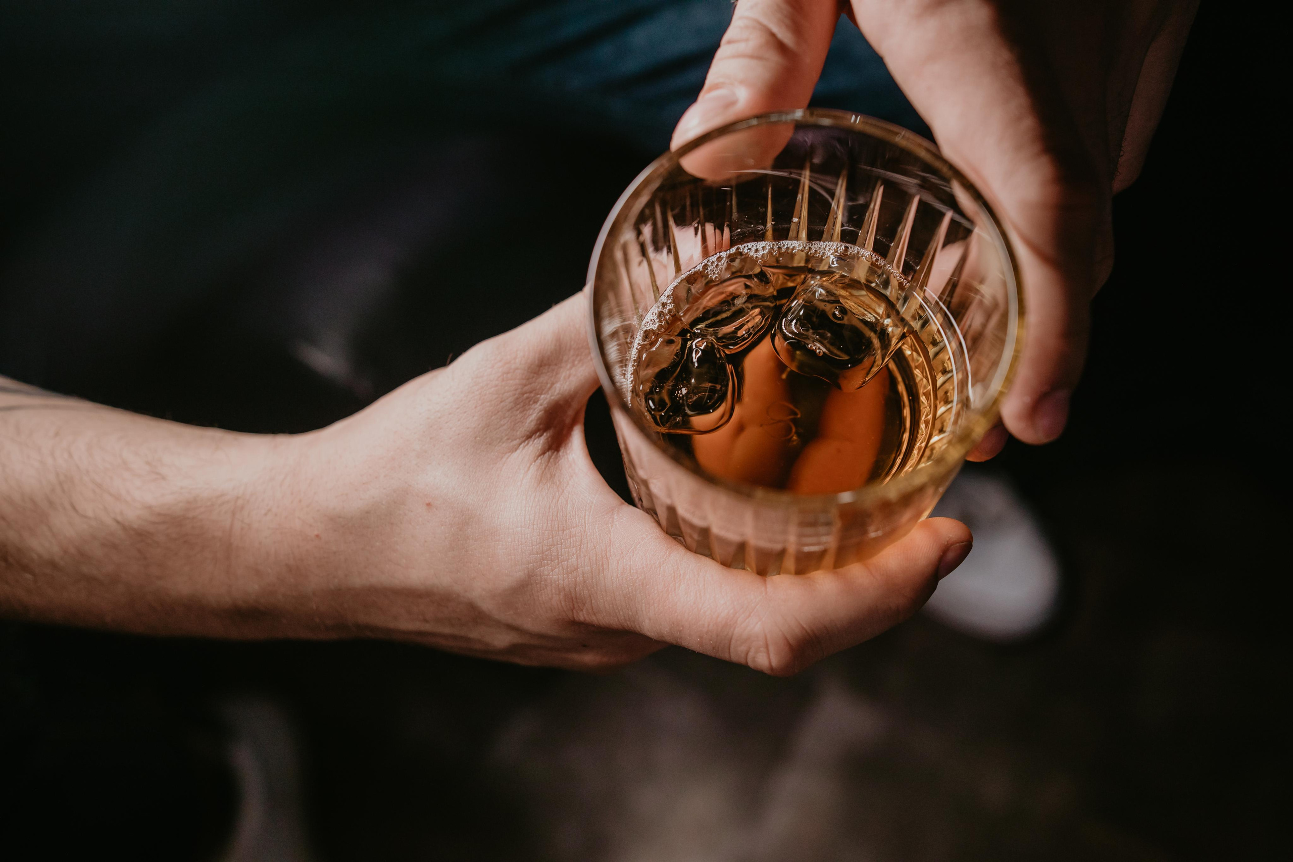 Для лаундж бару. Весільний фотограф у Львові Мирон Роксоляна