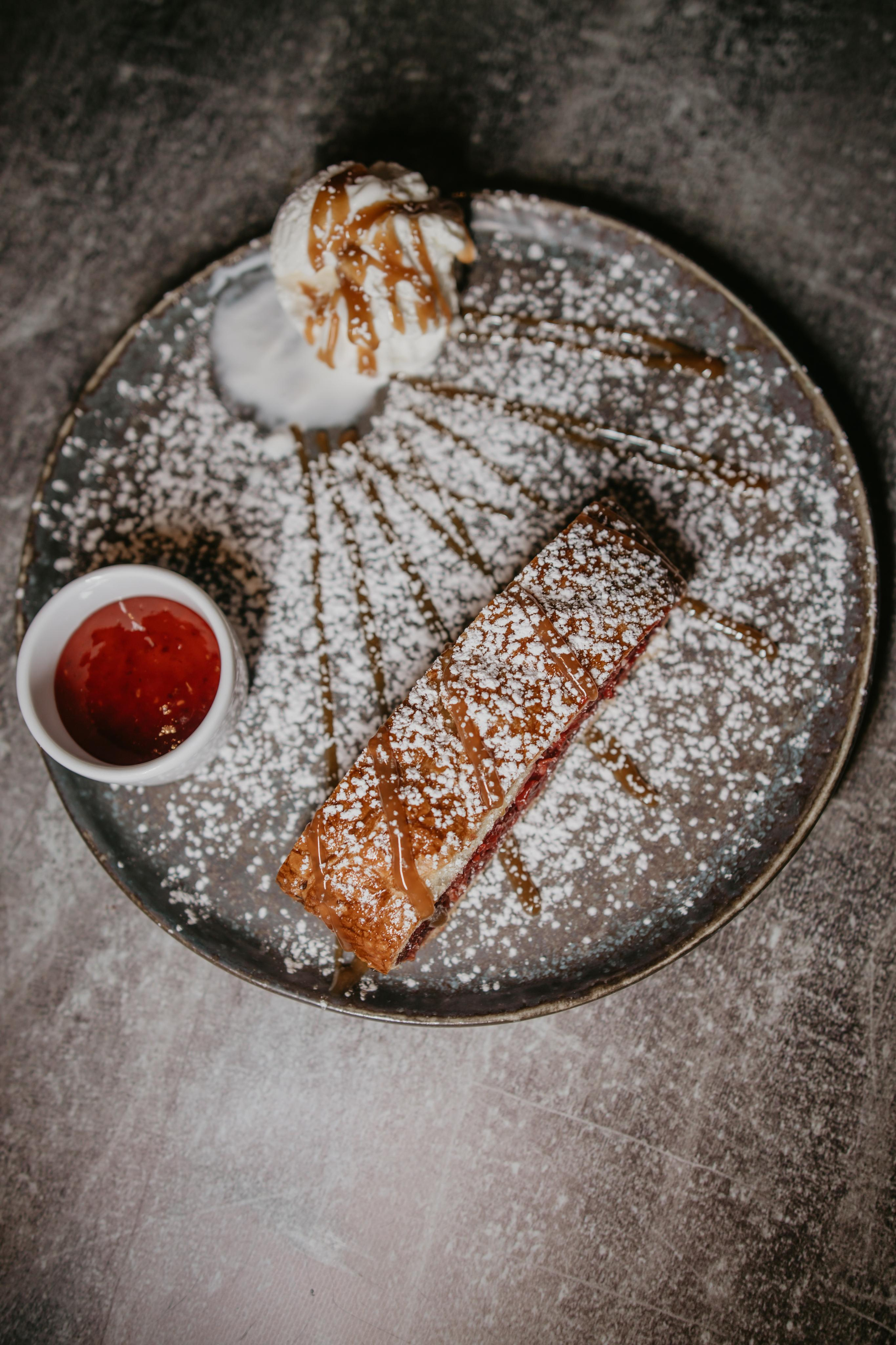 Для лаундж бару. Весільний фотограф у Львові Мирон Роксоляна