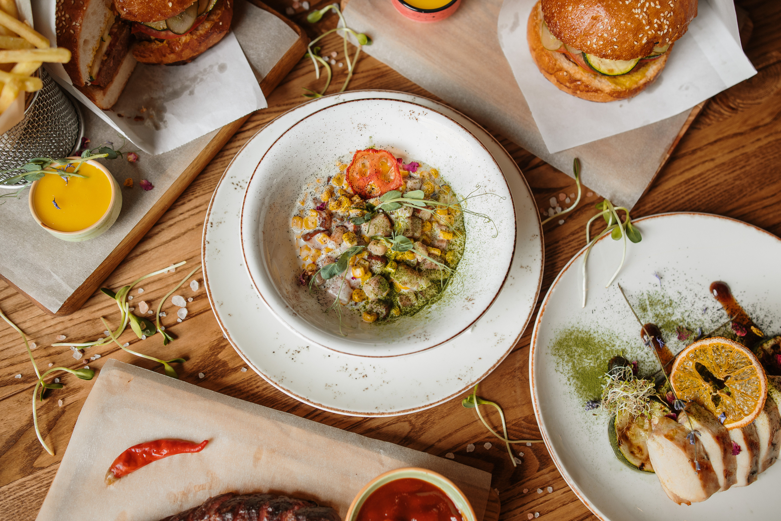 Зйомка меню. Весільний фотограф у Львові Мирон Роксоляна