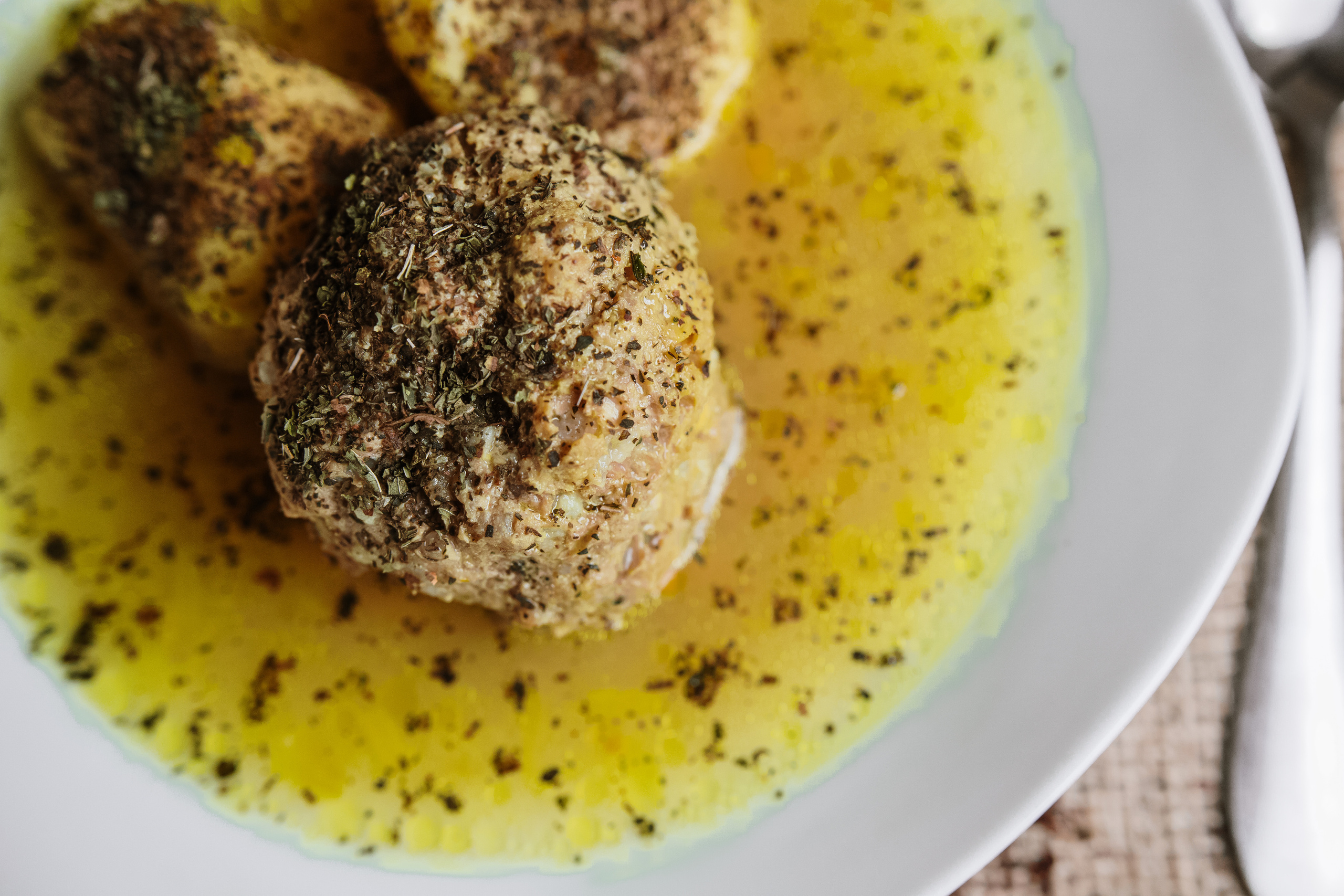 Зйомка для меню ресторану. Весільний фотограф у Львові Мирон Роксоляна