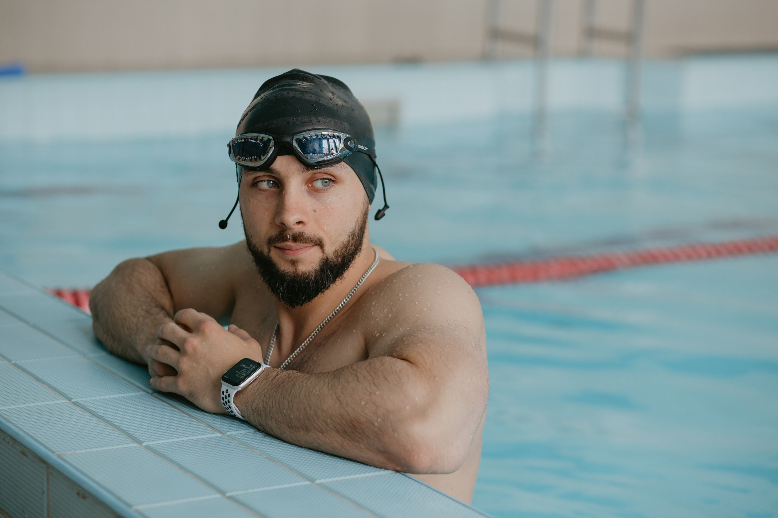 Зйомка для басейну. Весільний фотограф у Львові Мирон Роксоляна