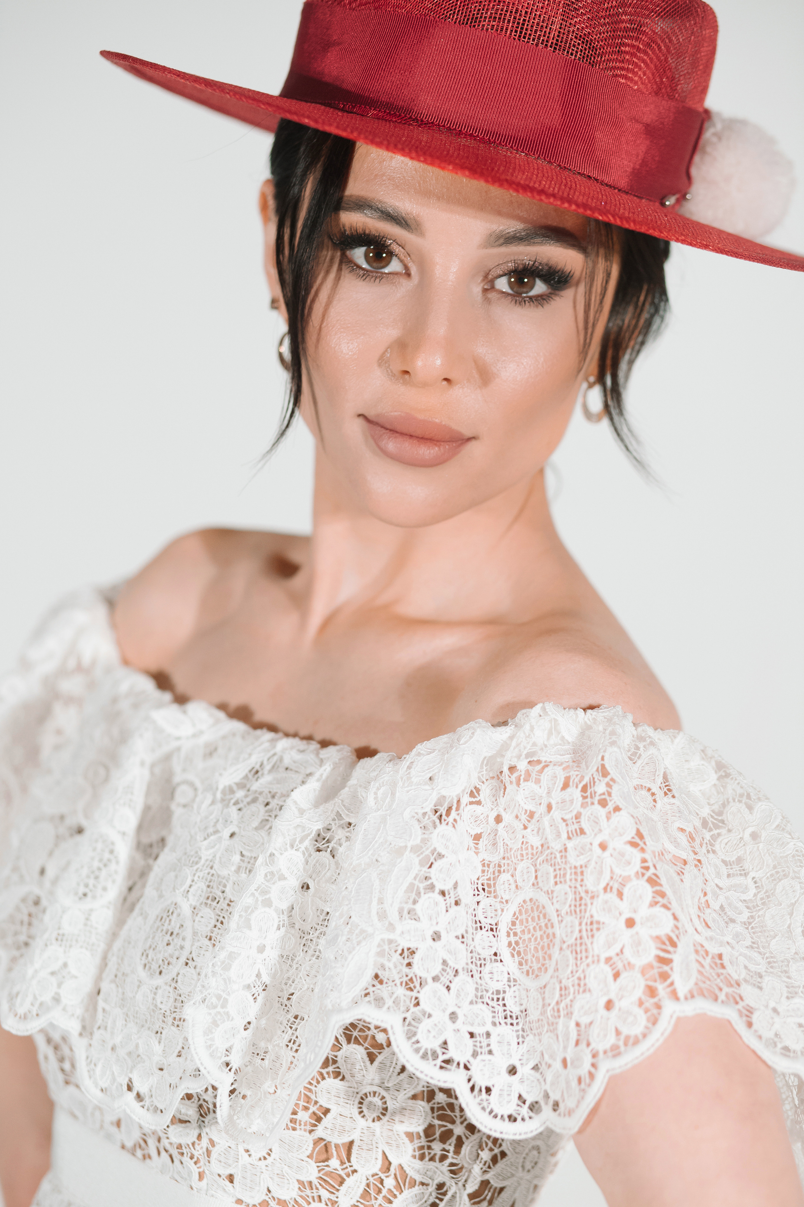 Творча зйомка Маряни у студії. Весільний фотограф у Львові Мирон Роксоляна