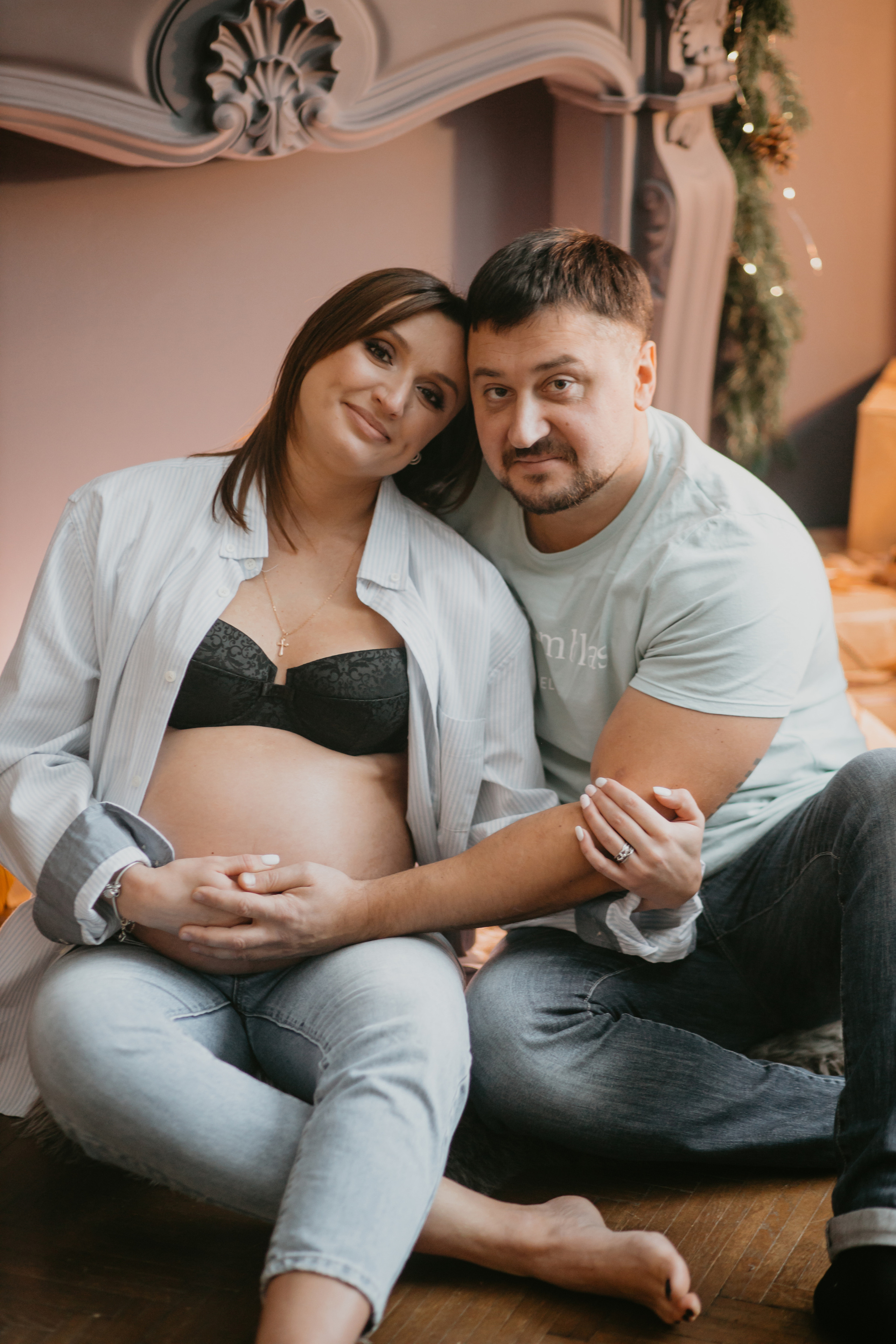 Новорічна зйомка вагітності. Весільний фотограф у Львові Мирон Роксоляна