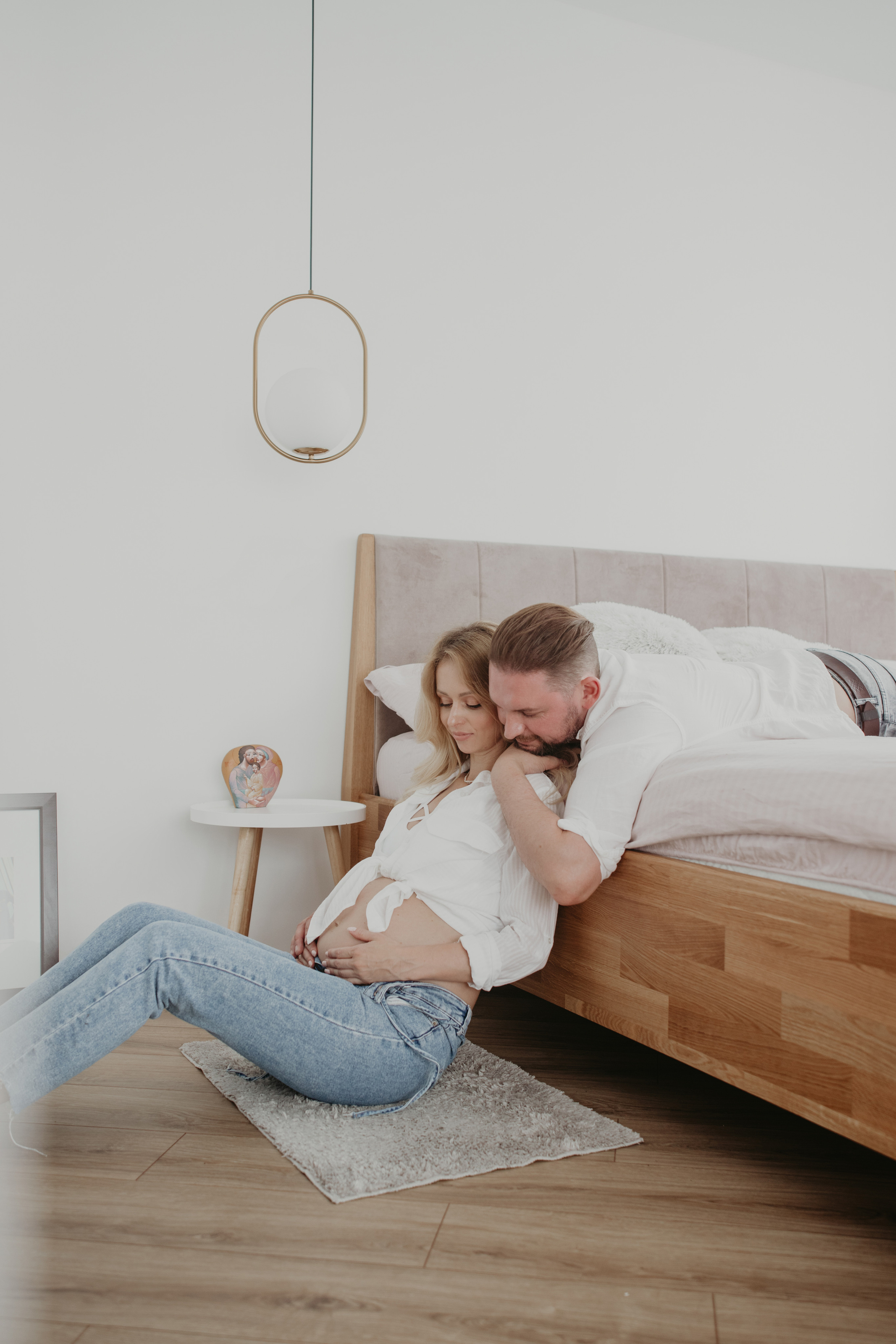 Домашня зйомка вагітності. Весільний фотограф у Львові Мирон Роксоляна