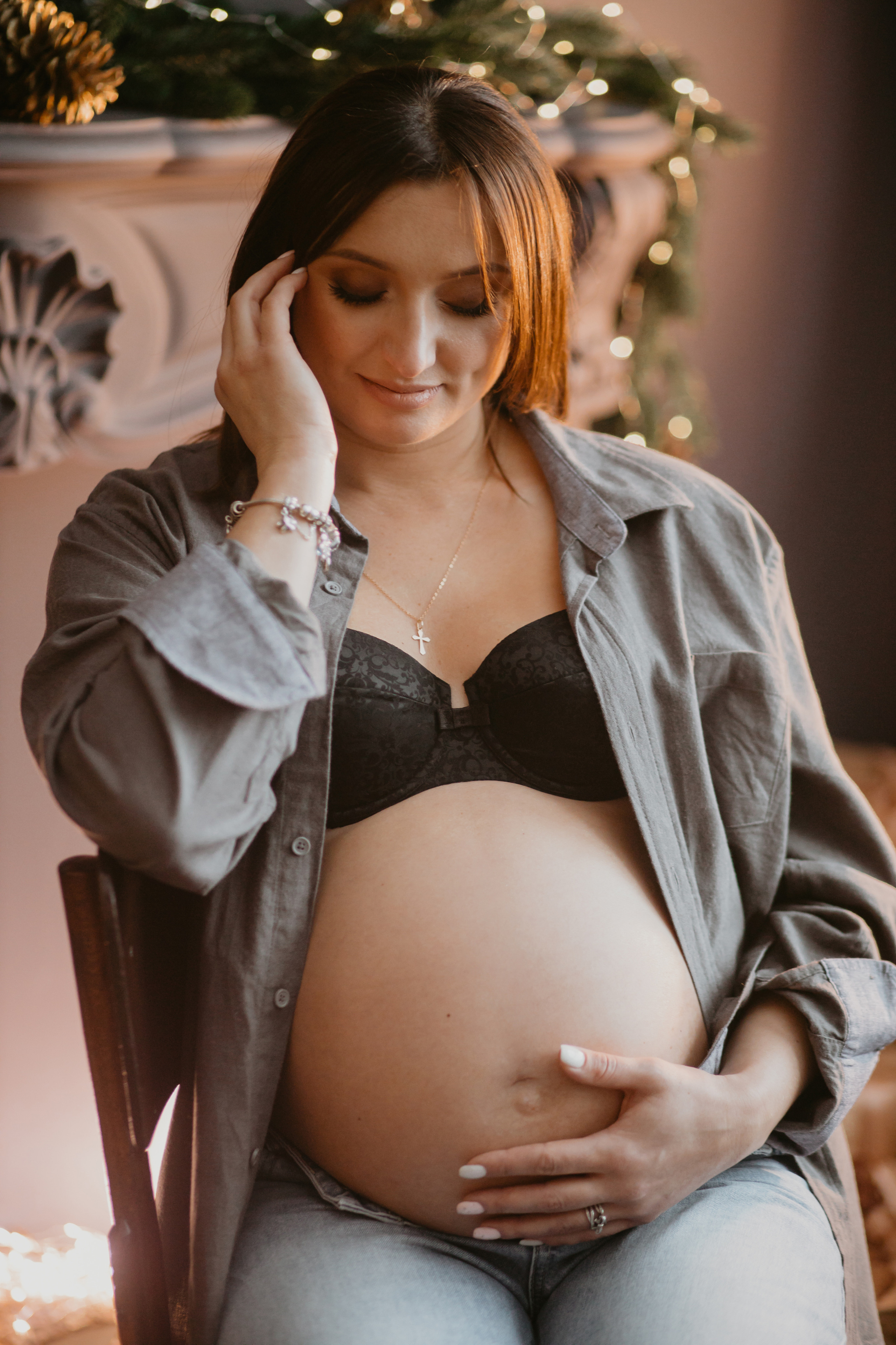 Новорічна зйомка вагітності. Весільний фотограф у Львові Мирон Роксоляна