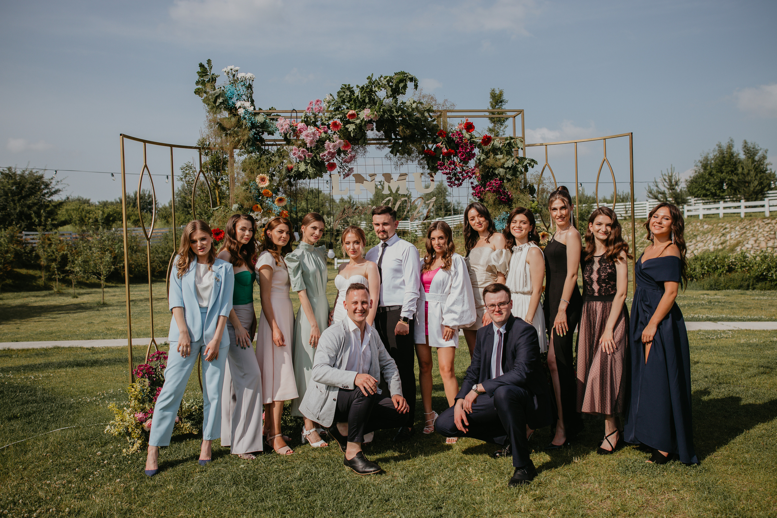 Випукний ЛНМУ ім. Данила Галицького. Весільний фотограф у Львові Мирон Роксоляна