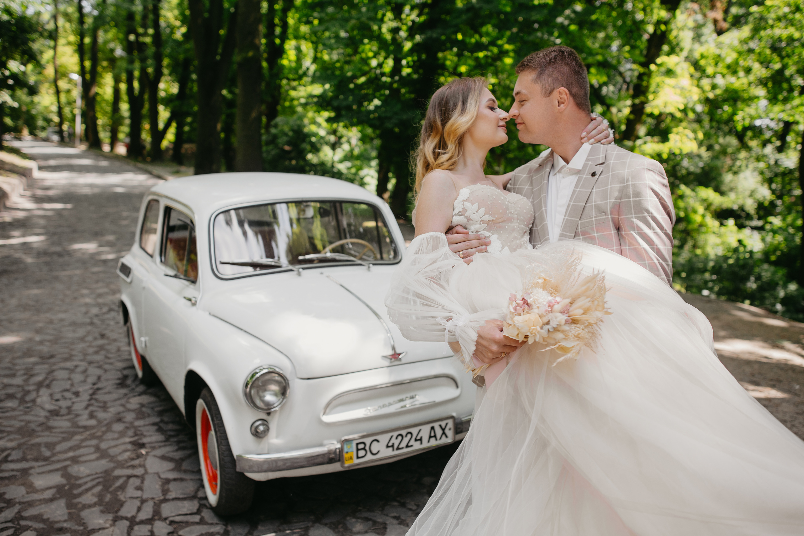 Дозйомка Таня і Олег. Весільний фотограф у Львові Мирон Роксоляна