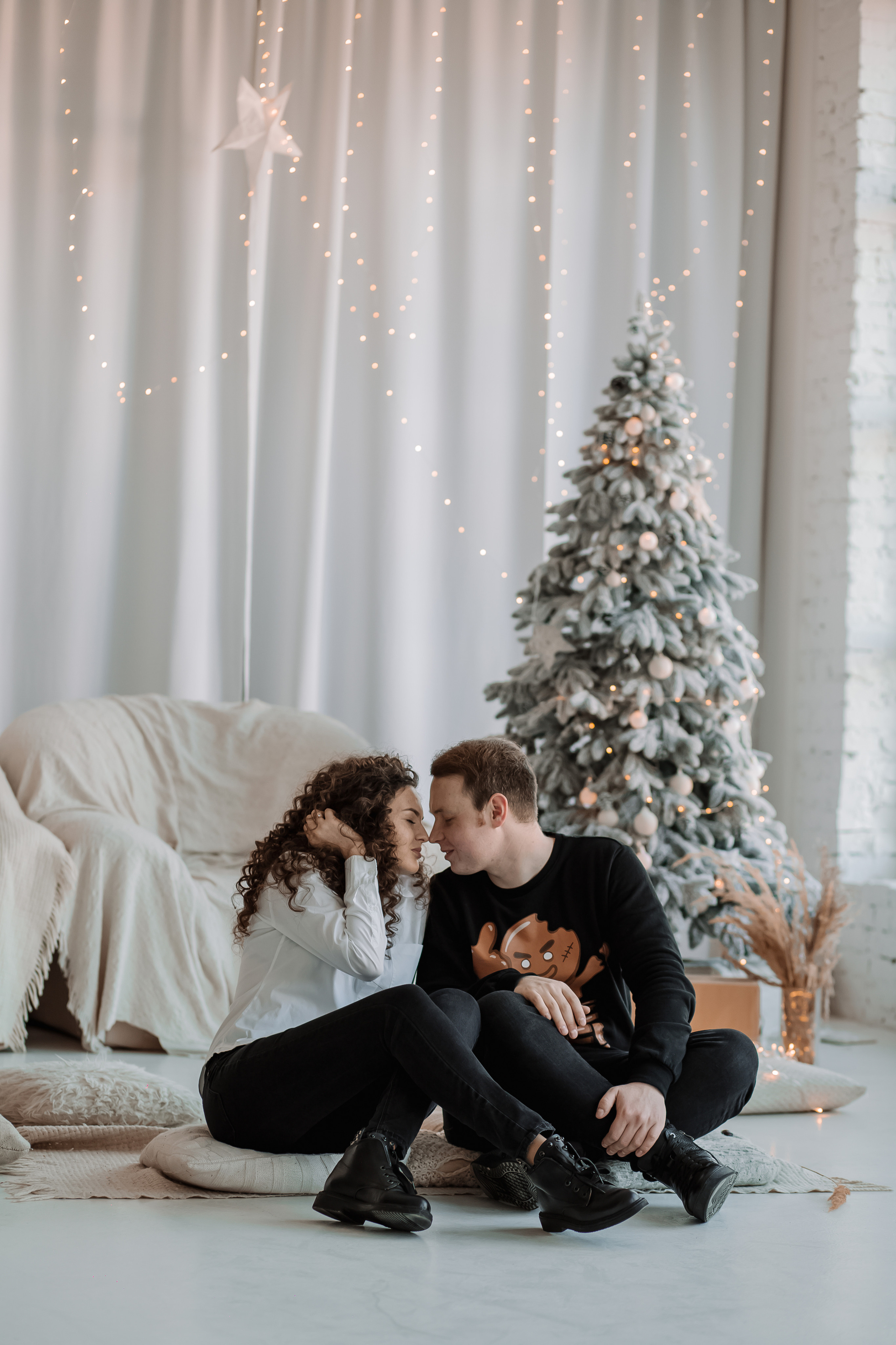 Новорічна зйомка Марта та Андрій. Весільний фотограф у Львові Мирон Роксоляна