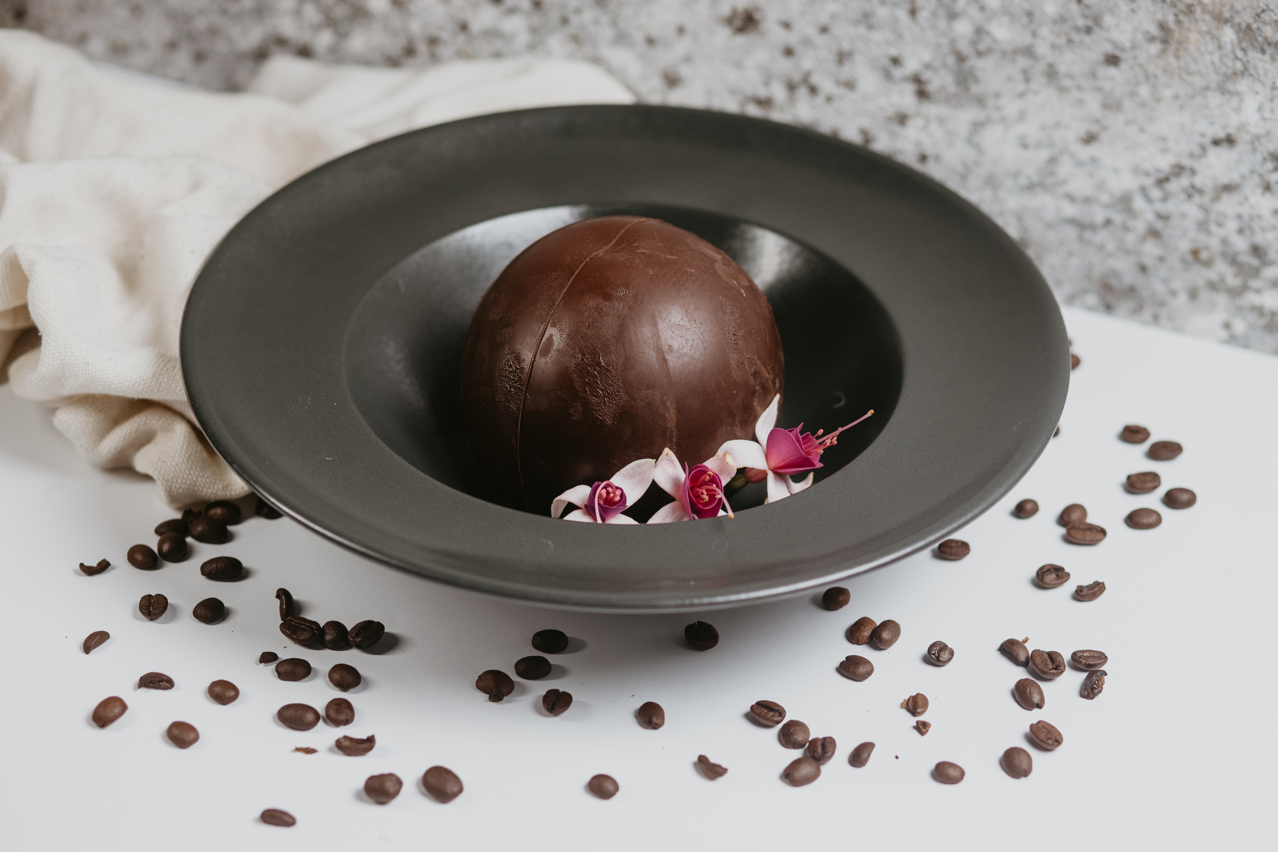 Зйомка меню для ресторану. Весільний фотограф у Львові Мирон Роксоляна