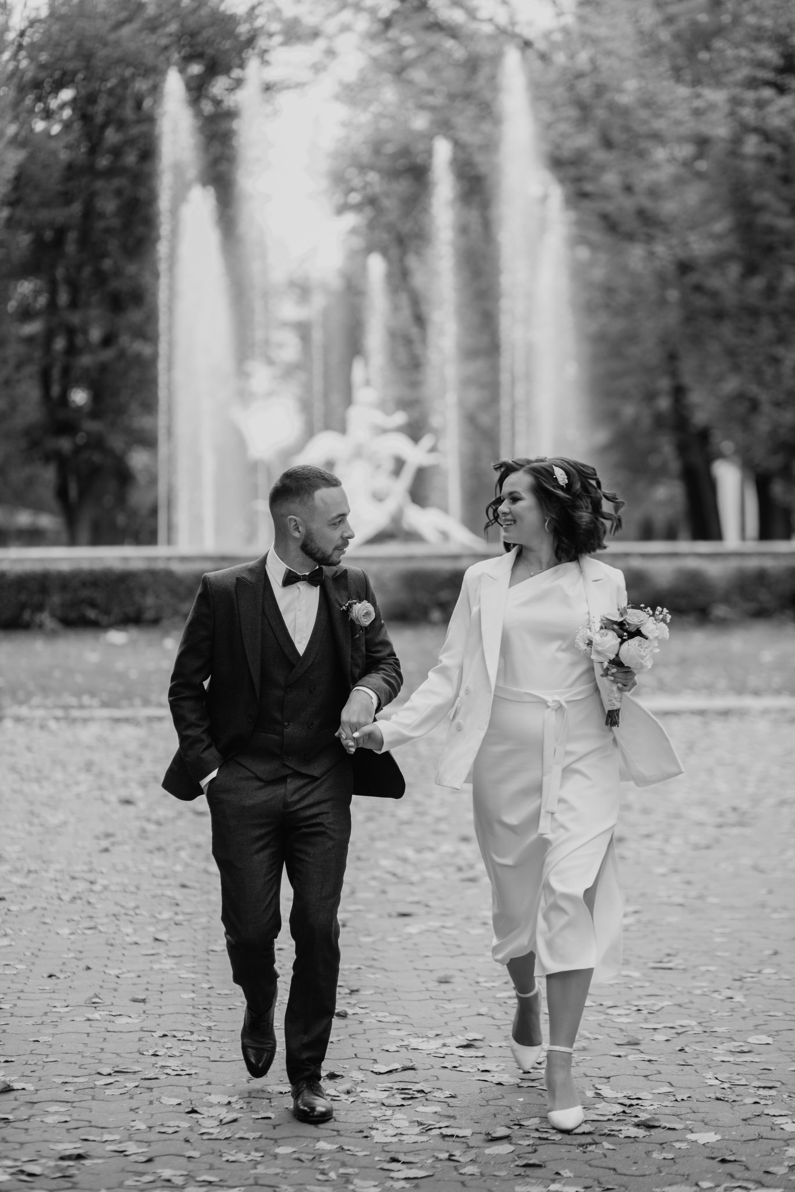 Розпис Уляна і Олег. Весільний фотограф у Львові Мирон Роксоляна