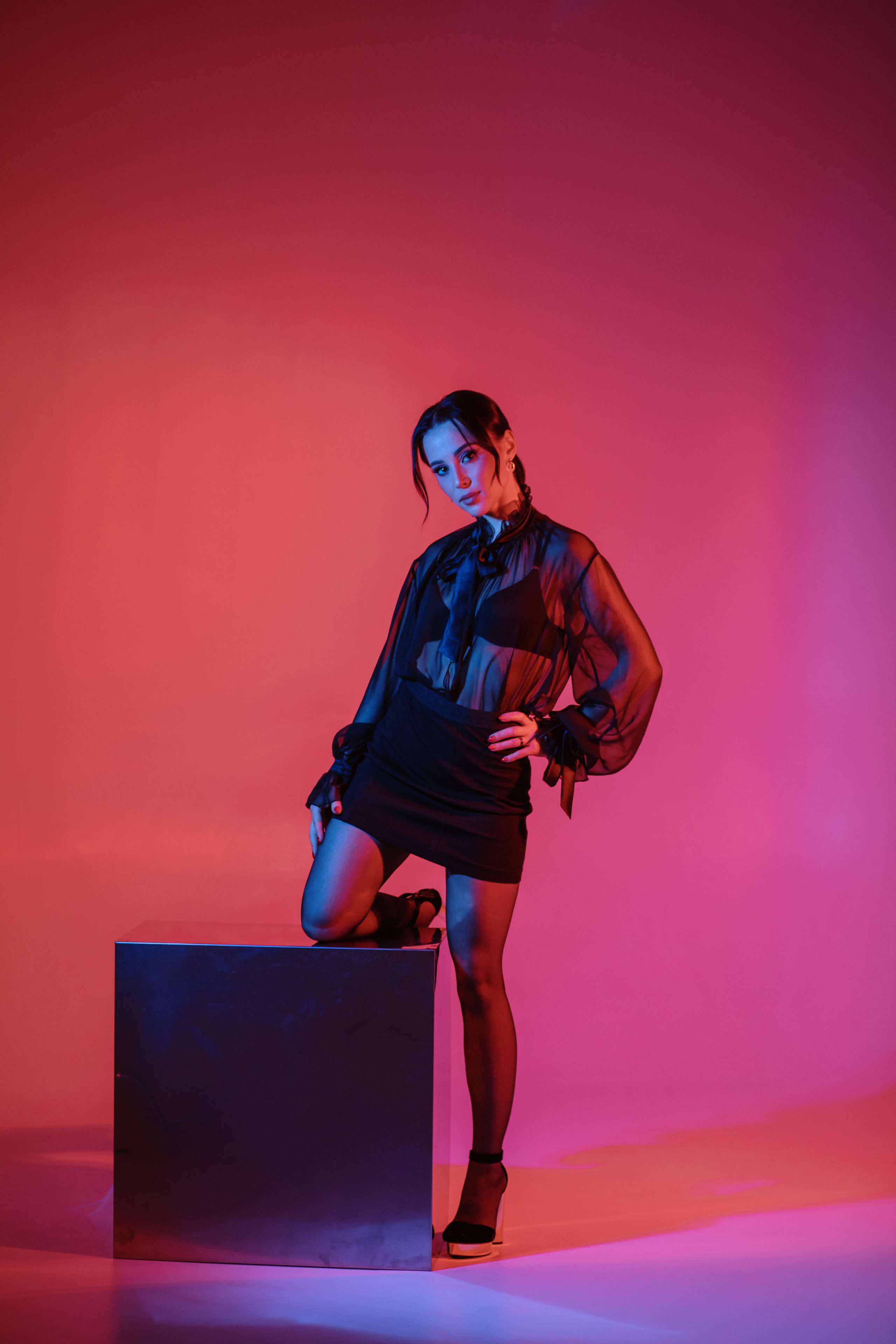 Творча зйомка Маряни у студії. Весільний фотограф у Львові Мирон Роксоляна