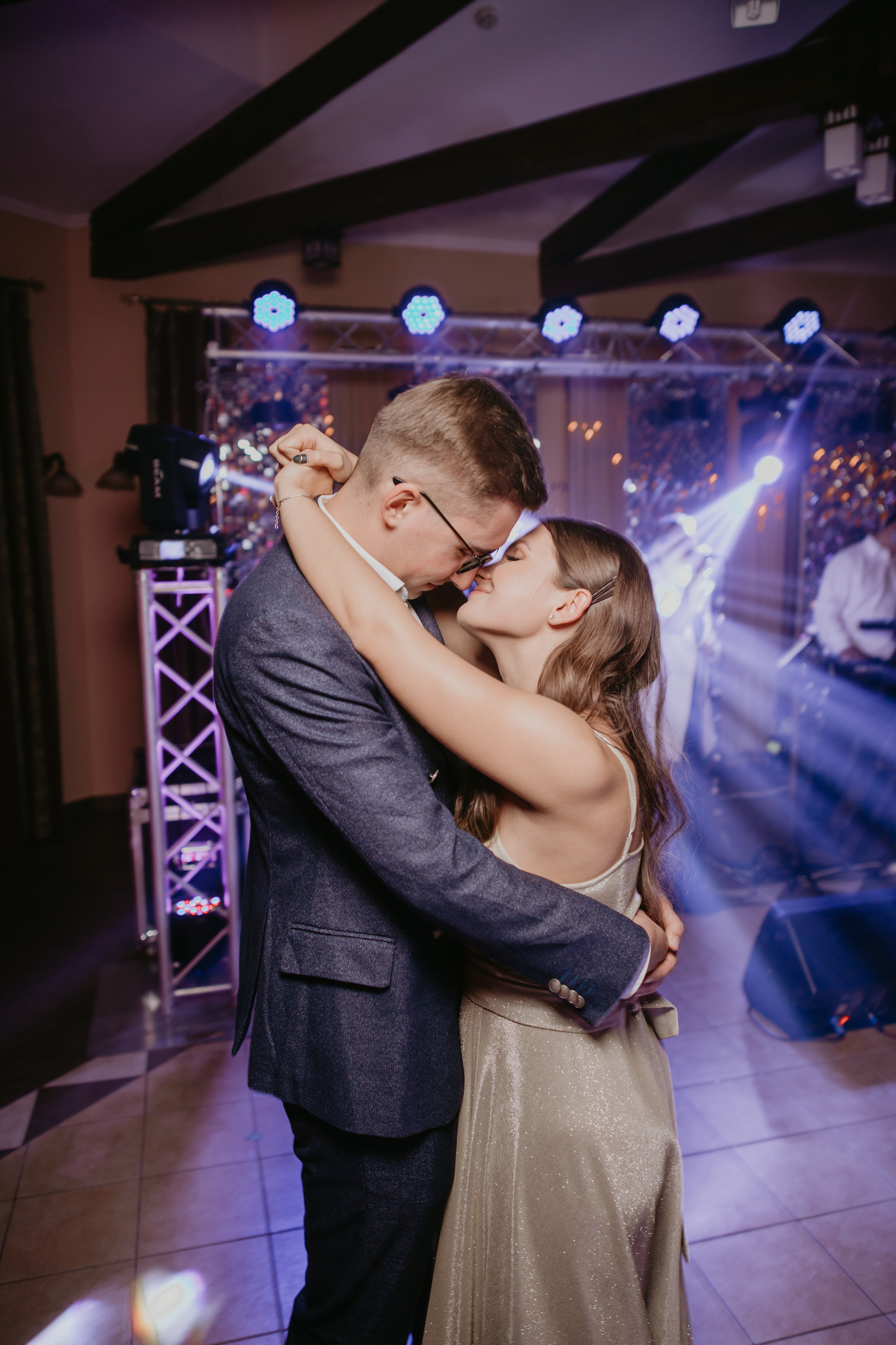 Весільний день Маряни та Володі. Весільний фотограф у Львові Мирон Роксоляна