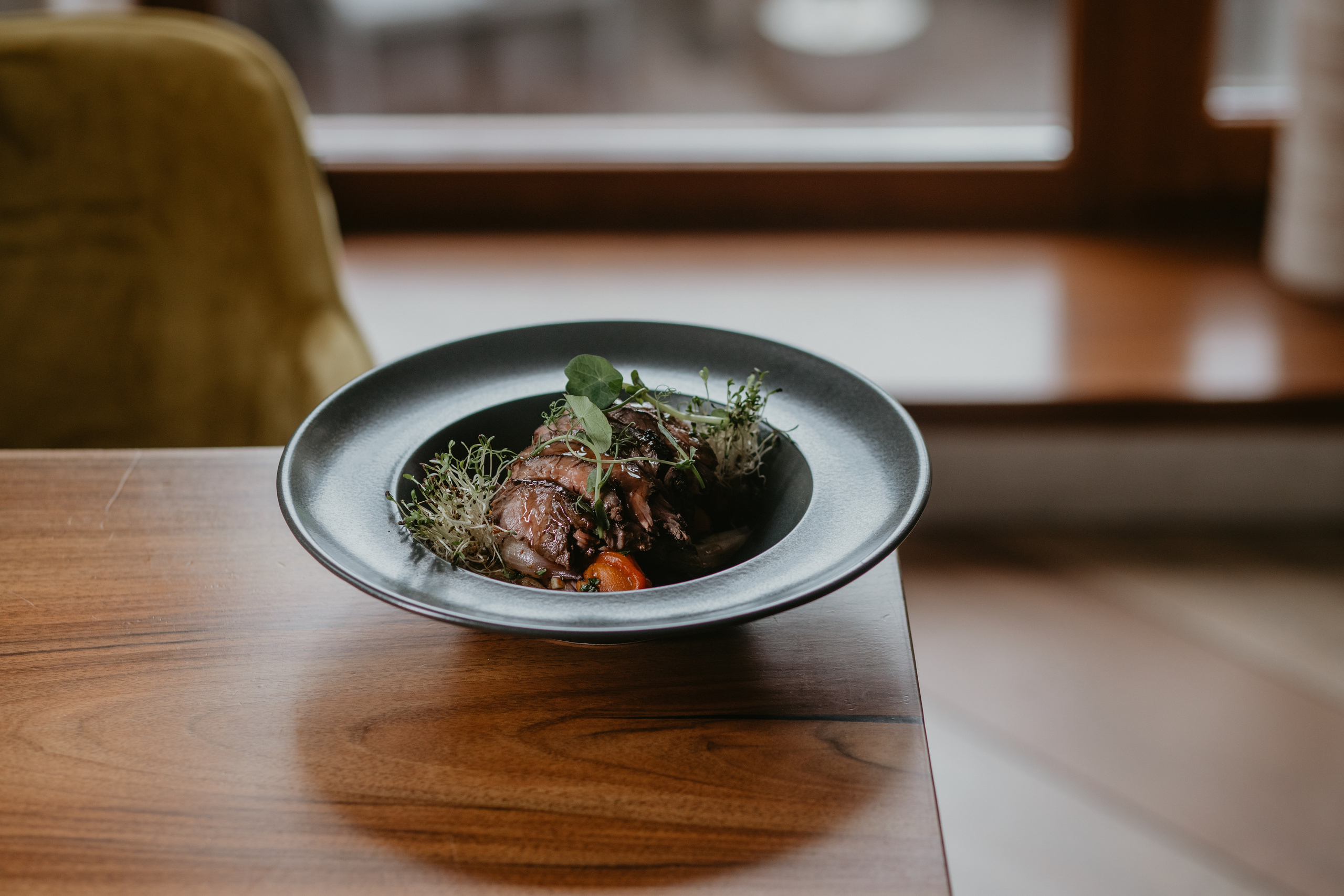 Зйомка меню для ресторану. Весільний фотограф у Львові Мирон Роксоляна