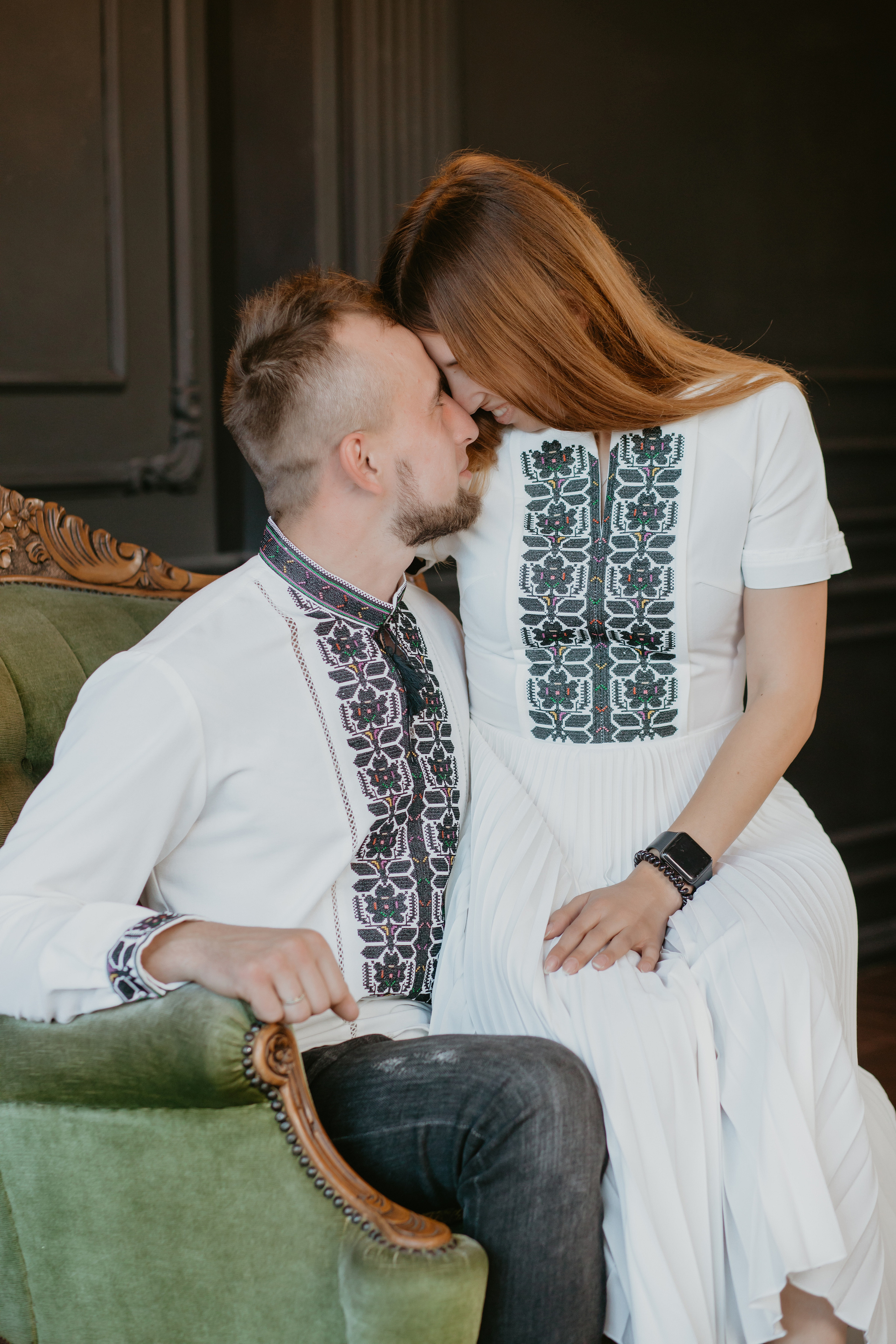 Сімейна зйомка у студії. Весільний фотограф у Львові Мирон Роксоляна