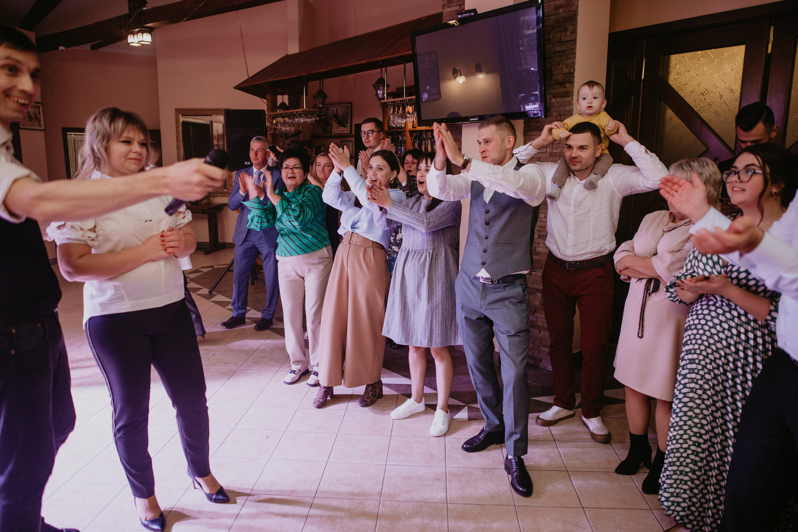Весільний день Маряни та Володі. Весільний фотограф у Львові Мирон Роксоляна