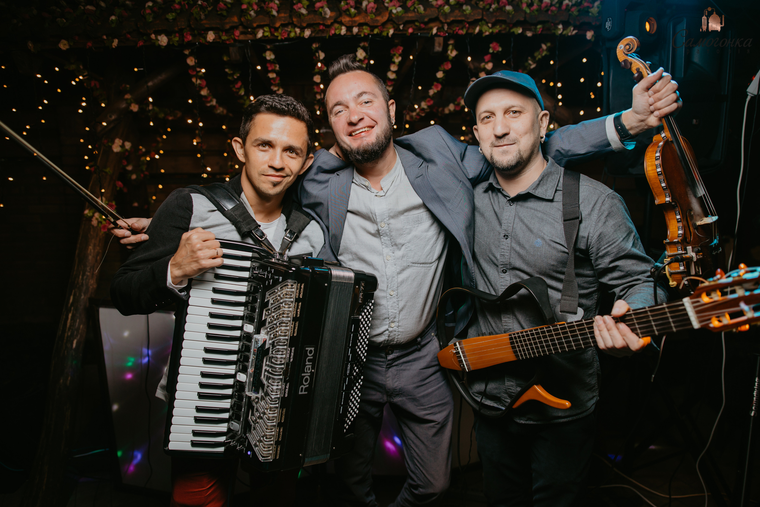 Репортаж із фестивалю самогонки. Весільний фотограф у Львові Мирон Роксоляна