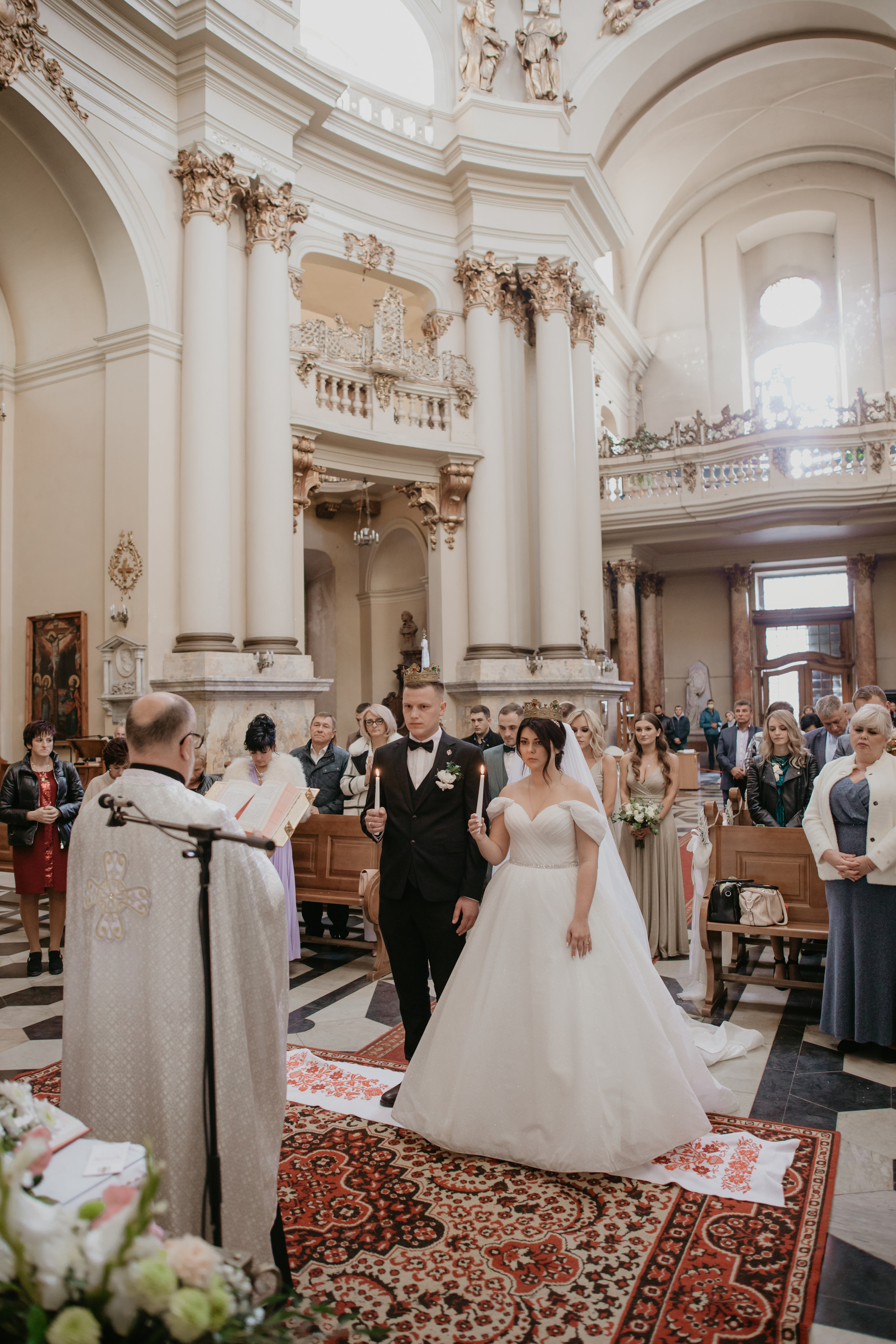 Весільний день Маряни та Володі. Весільний фотограф у Львові Мирон Роксоляна