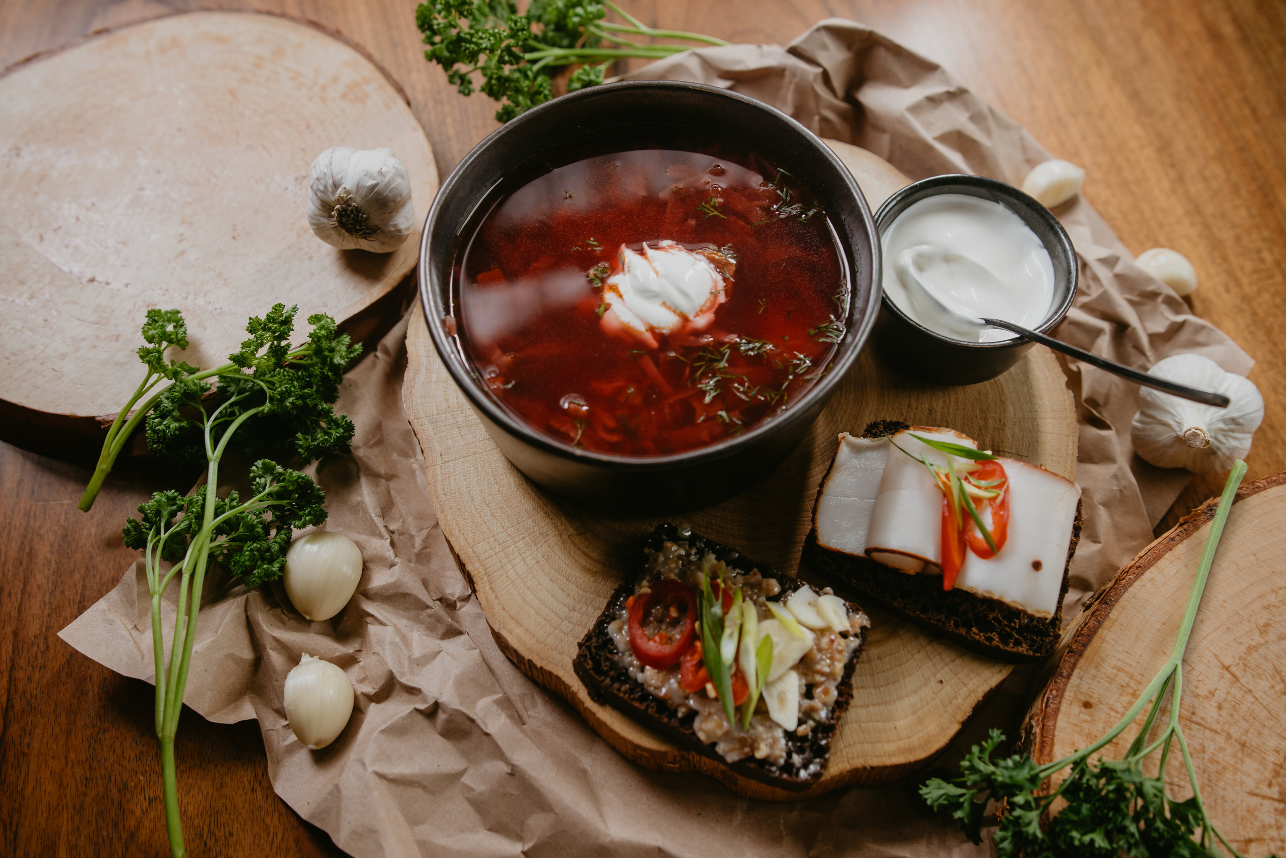 Зйомка меню для ресторану. Весільний фотограф у Львові Мирон Роксоляна