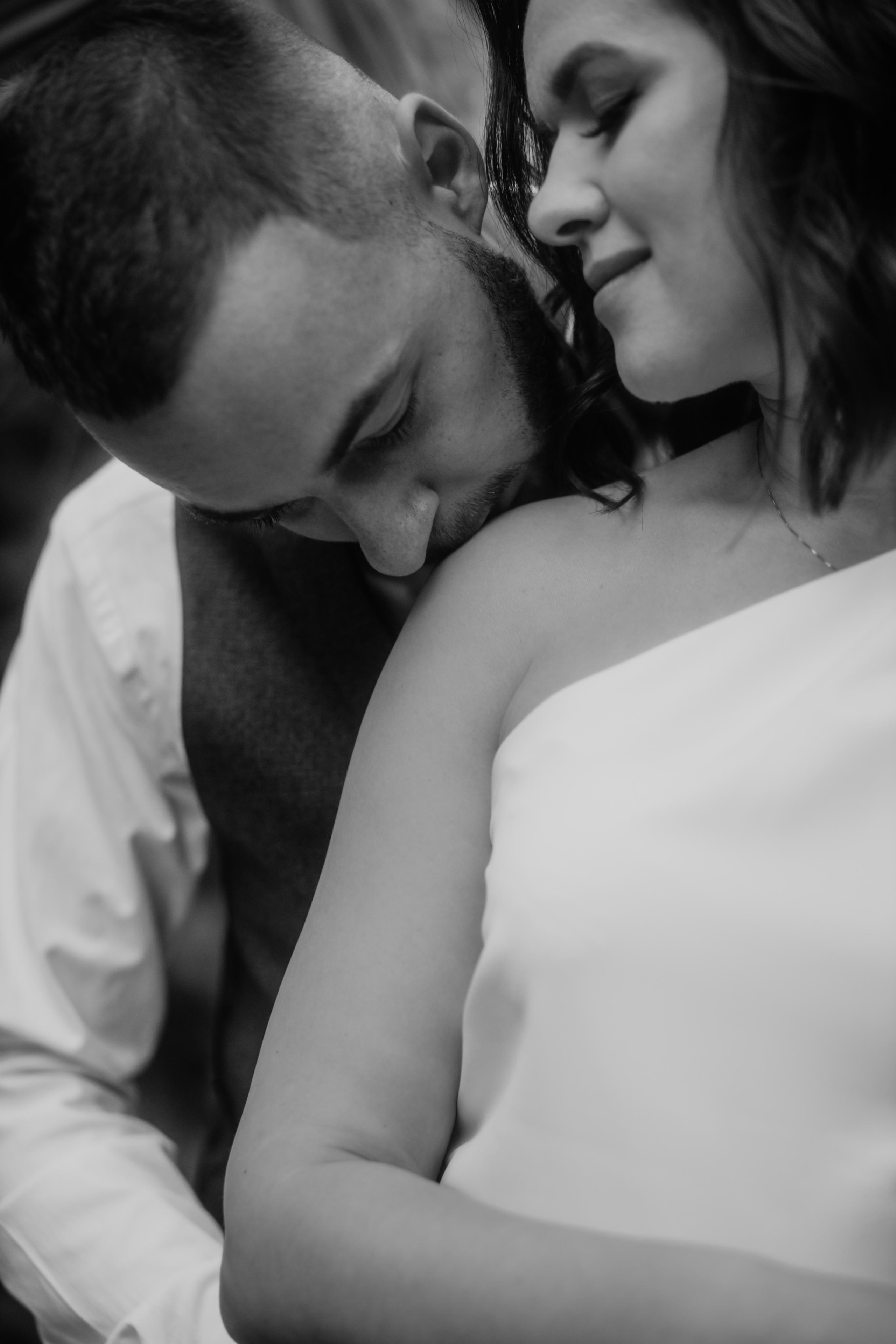 Розпис Уляна і Олег. Весільний фотограф у Львові Мирон Роксоляна