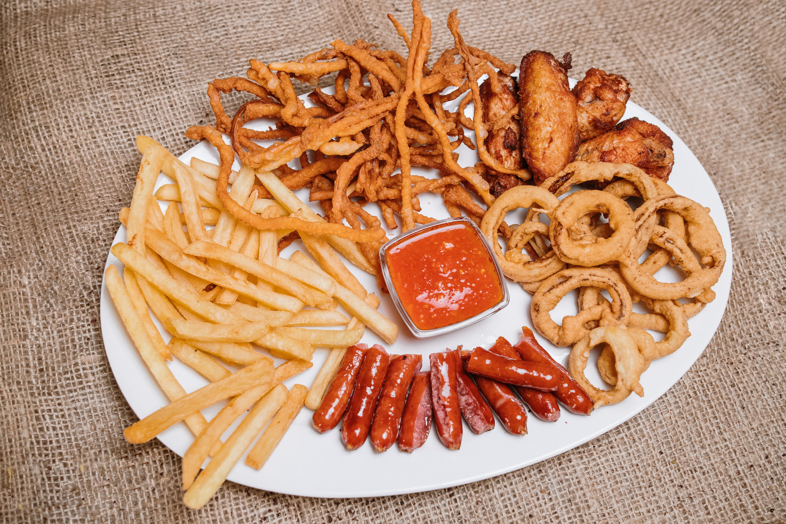 Зйомка для меню ресторану. Весільний фотограф у Львові Мирон Роксоляна