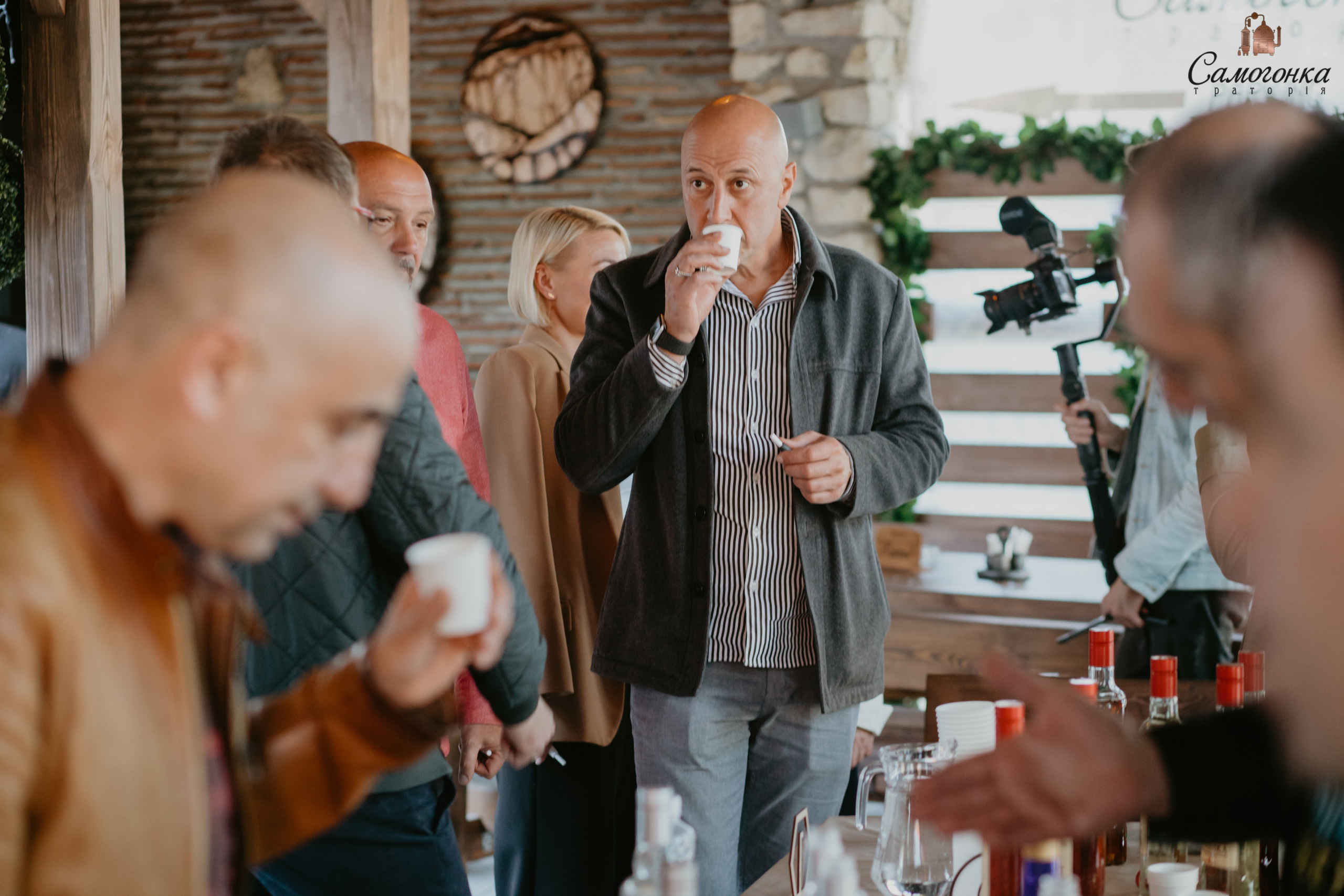 Репортаж із фестивалю самогонки. Весільний фотограф у Львові Мирон Роксоляна