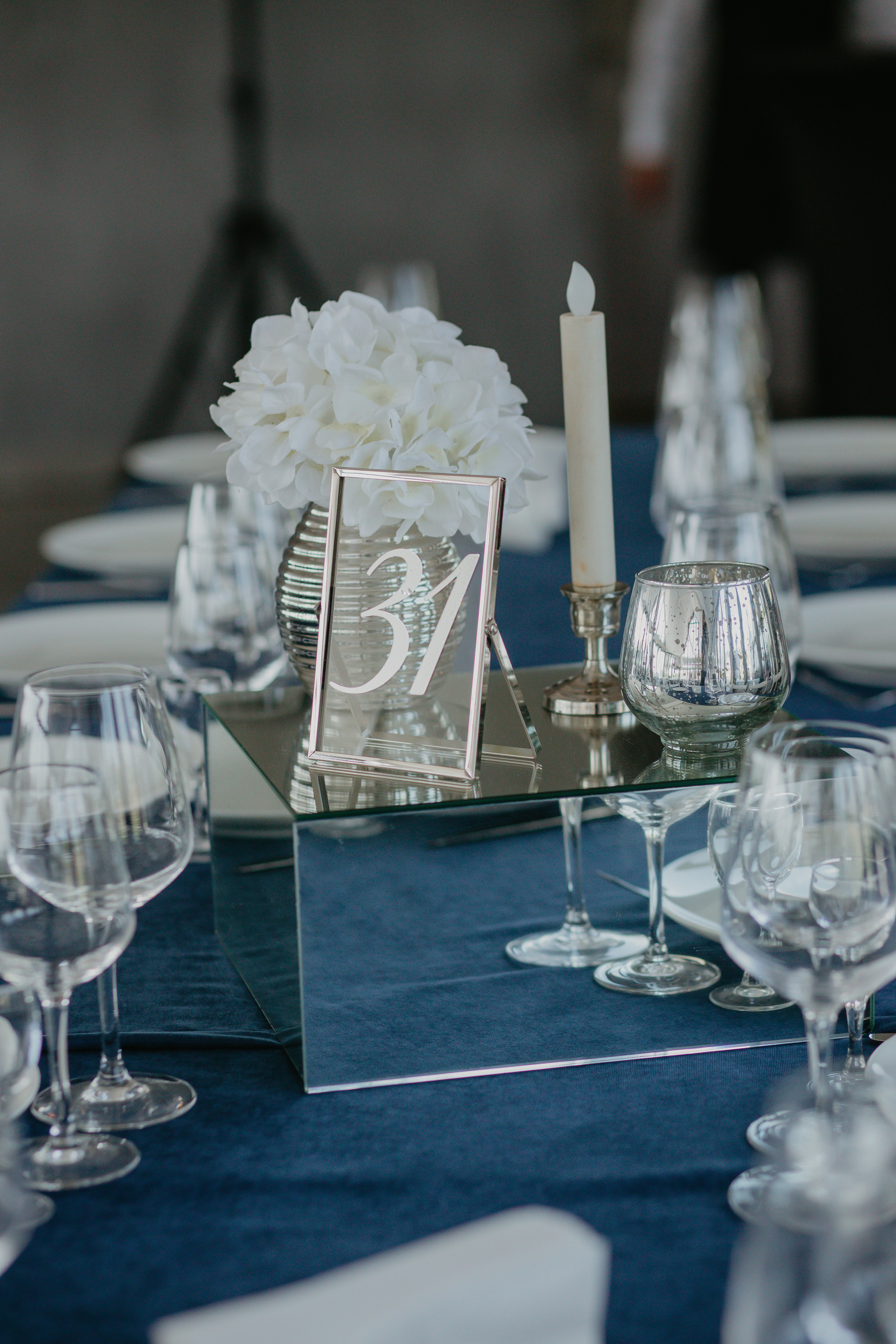 Випукний ЛНМУ ім. Данила Галицького. Весільний фотограф у Львові Мирон Роксоляна