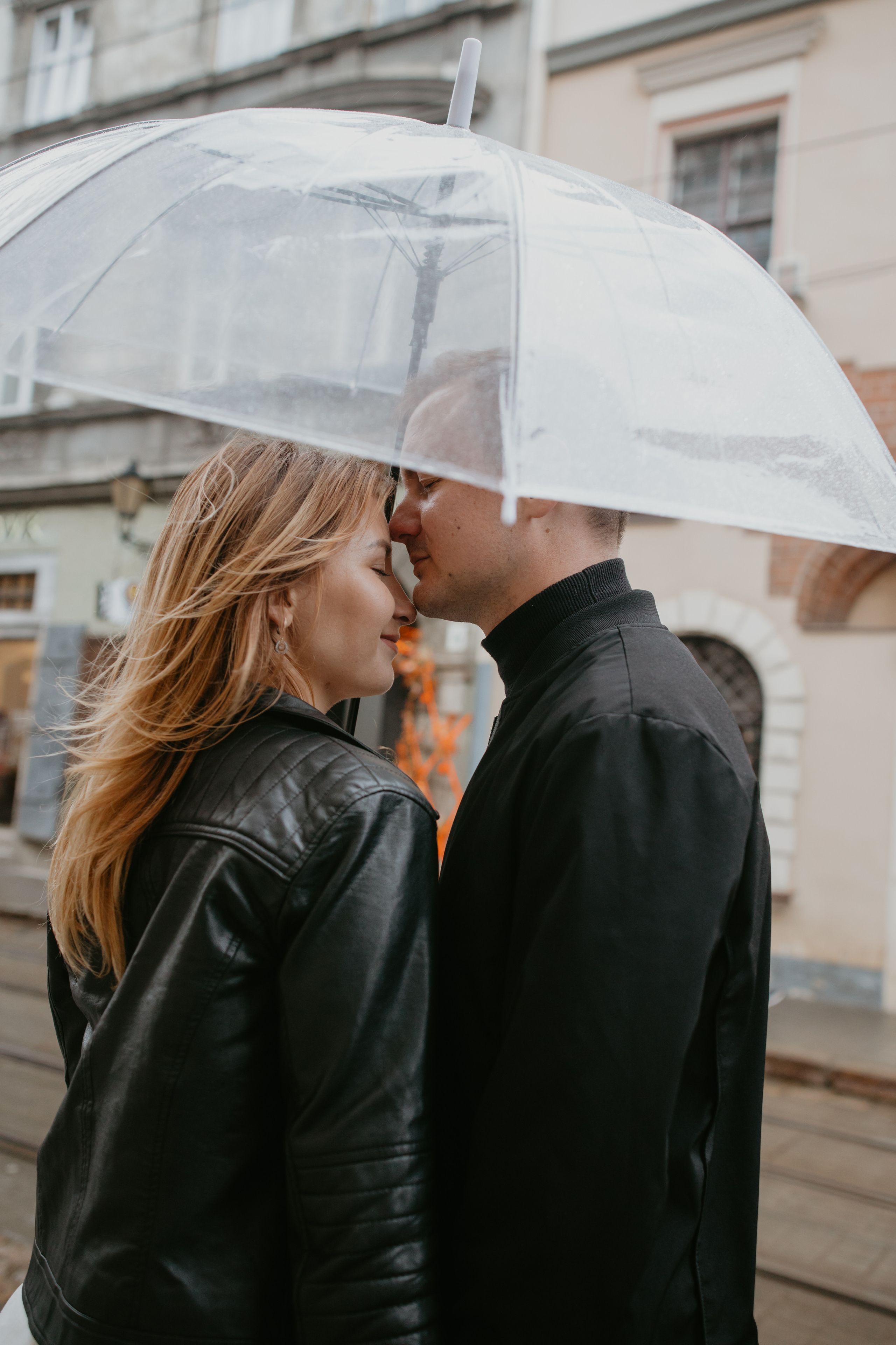 Ксенія і Максим. Весільний фотограф у Львові Мирон Роксоляна