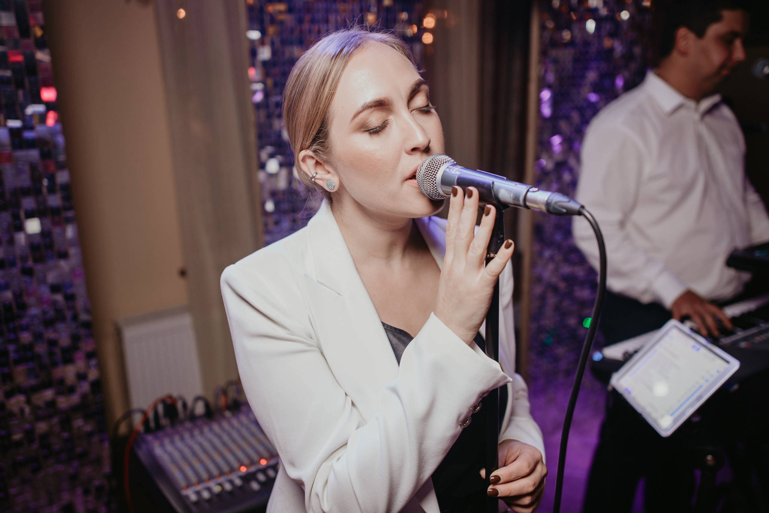 Весільний день Маряни та Володі. Весільний фотограф у Львові Мирон Роксоляна