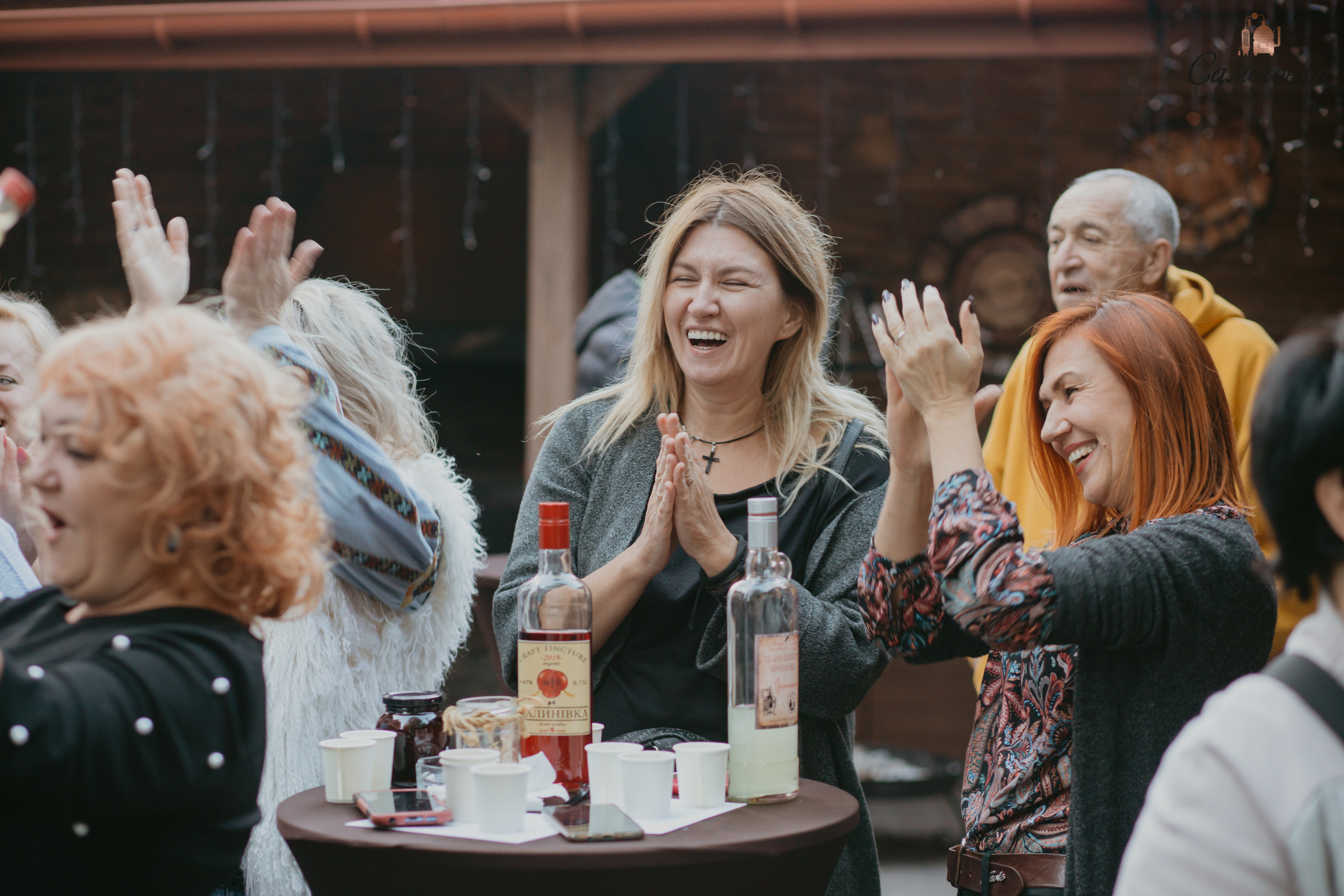 Репортаж із фестивалю самогонки. Весільний фотограф у Львові Мирон Роксоляна