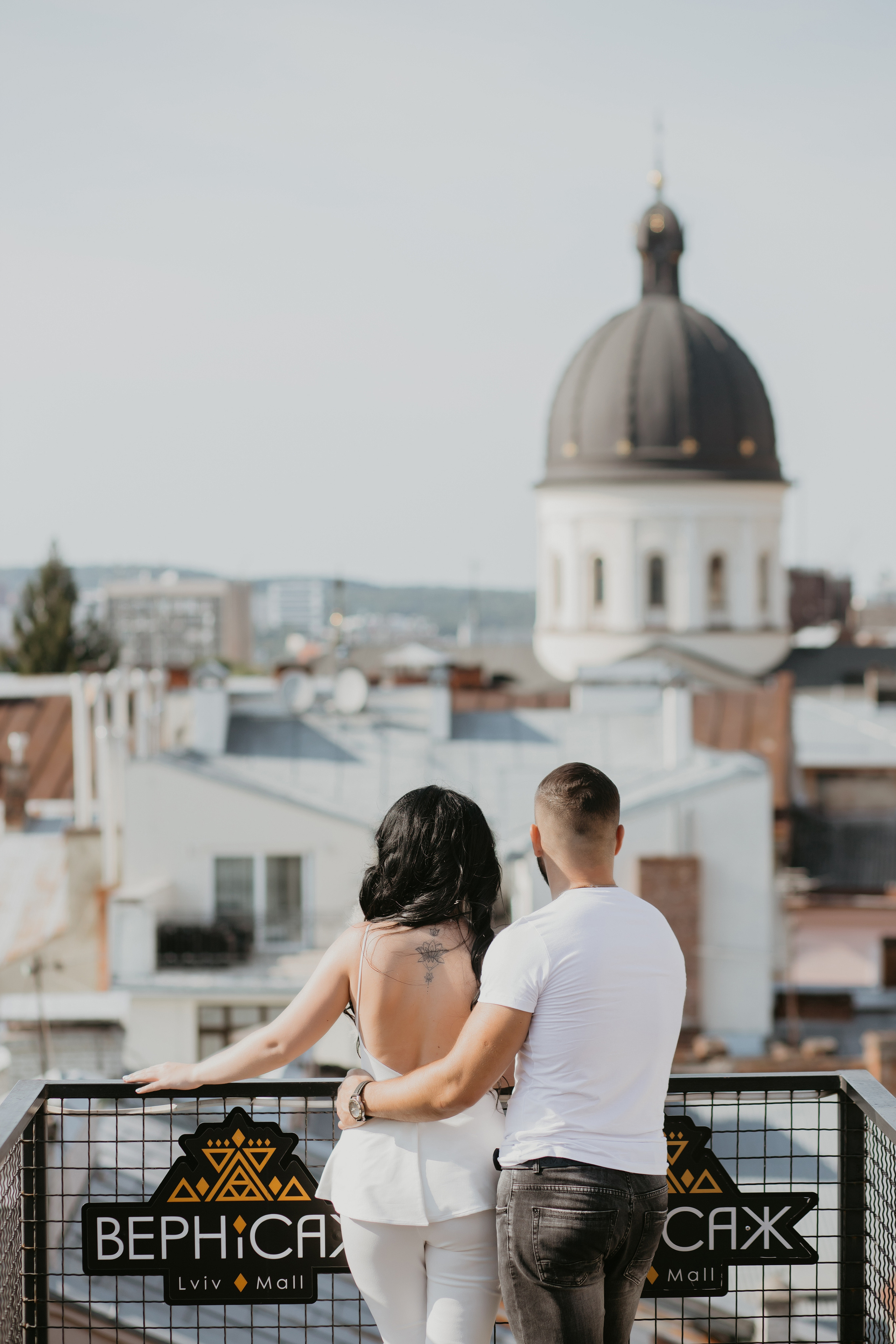 Розпис Леонід і Соломія. Весільний фотограф у Львові Мирон Роксоляна