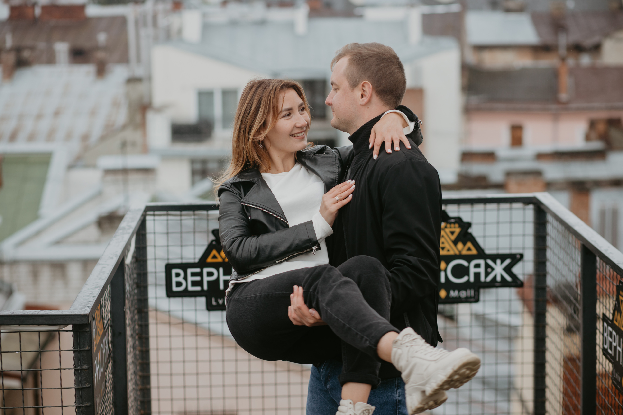 Ксенія і Максим. Весільний фотограф у Львові Мирон Роксоляна