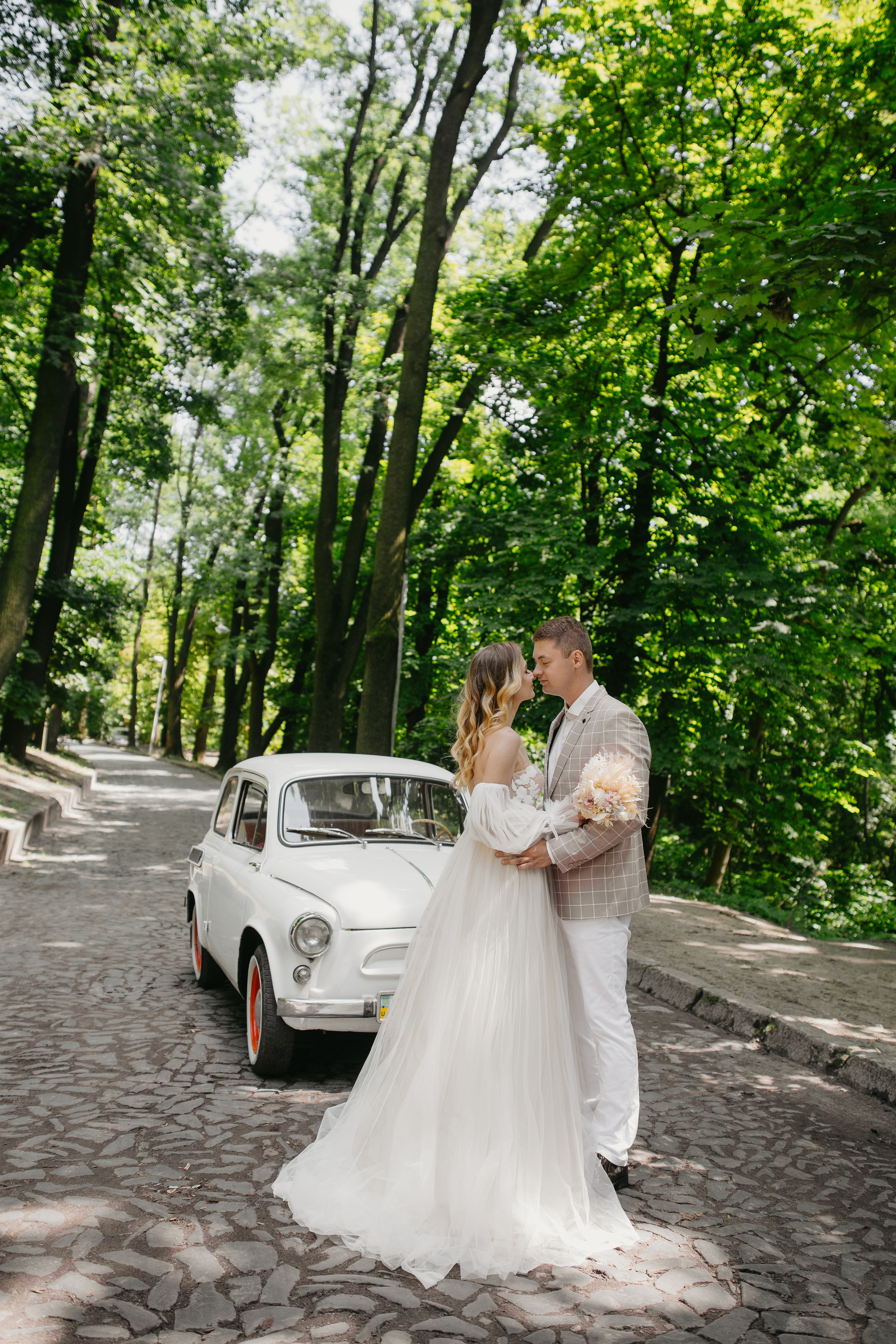 Дозйомка Таня і Олег. Весільний фотограф у Львові Мирон Роксоляна
