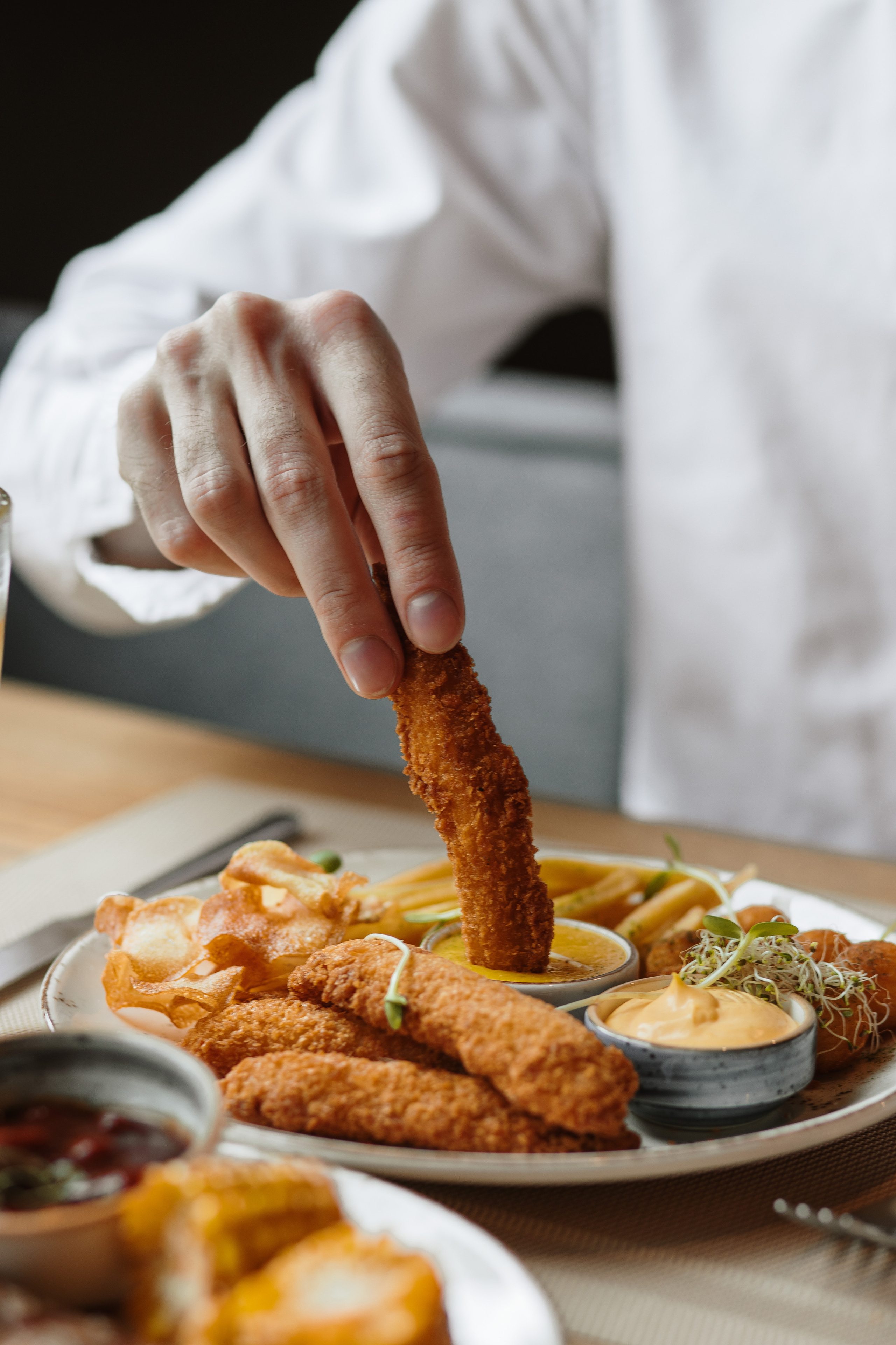 Зйомка меню. Весільний фотограф у Львові Мирон Роксоляна