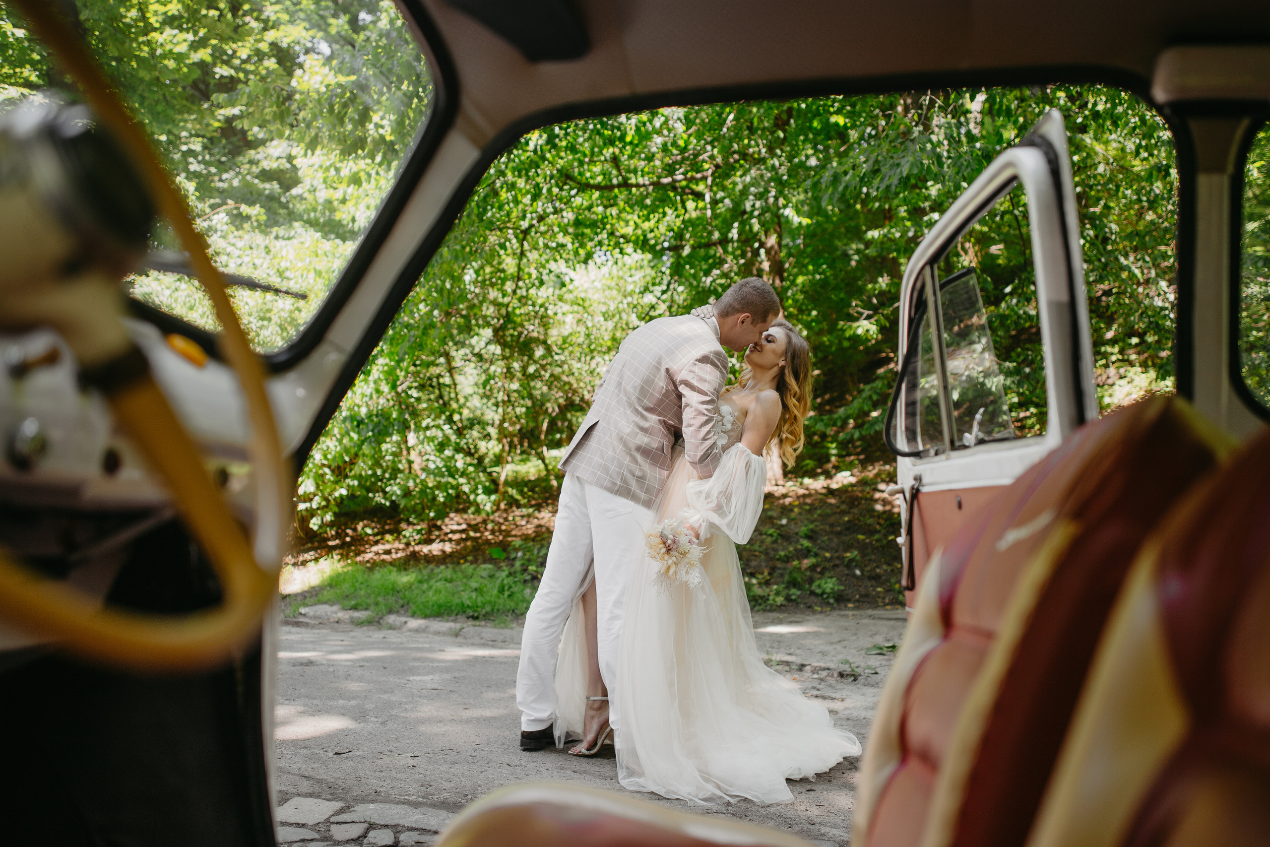 Дозйомка Таня і Олег. Весільний фотограф у Львові Мирон Роксоляна