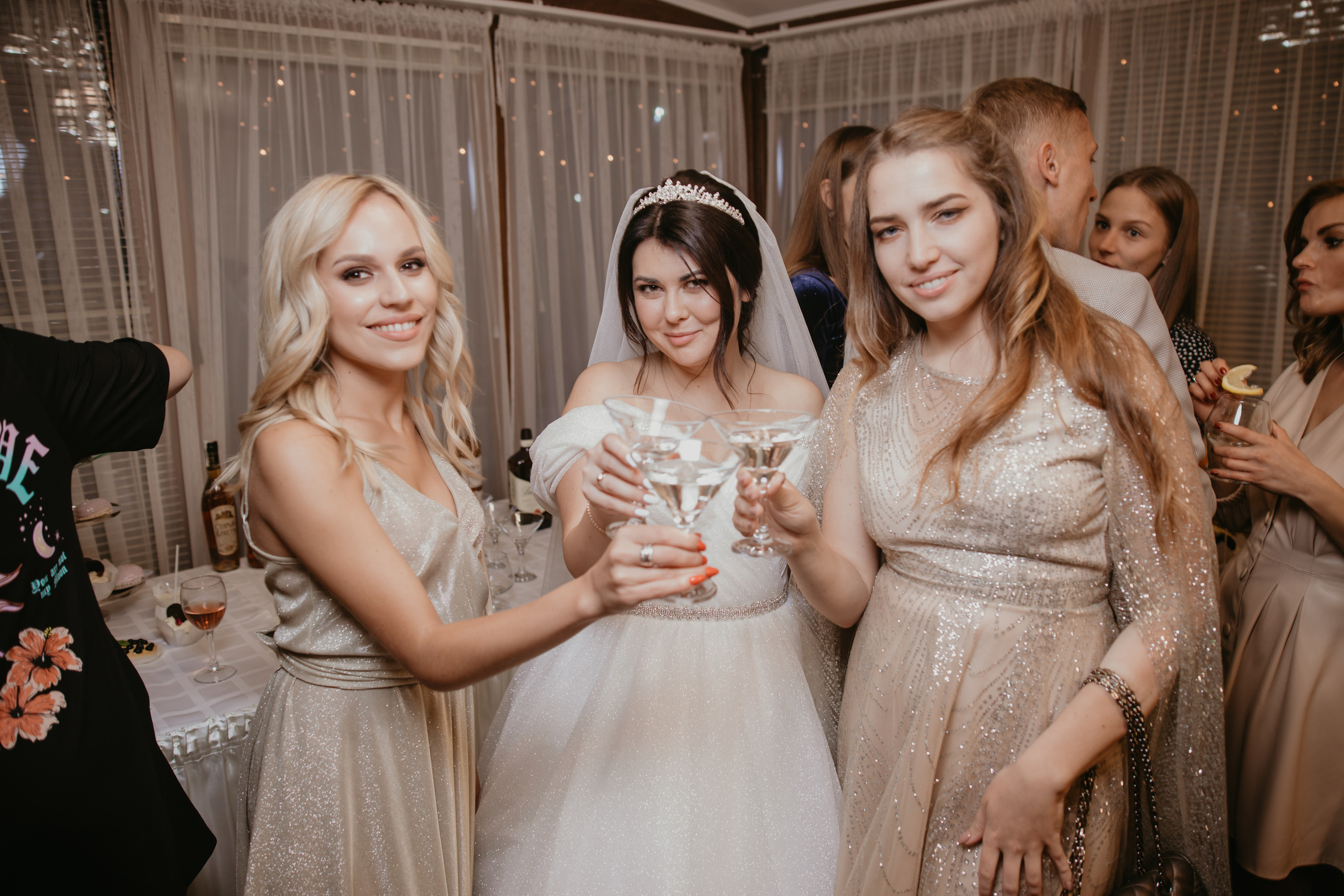 Весільний день Маряни та Володі. Весільний фотограф у Львові Мирон Роксоляна