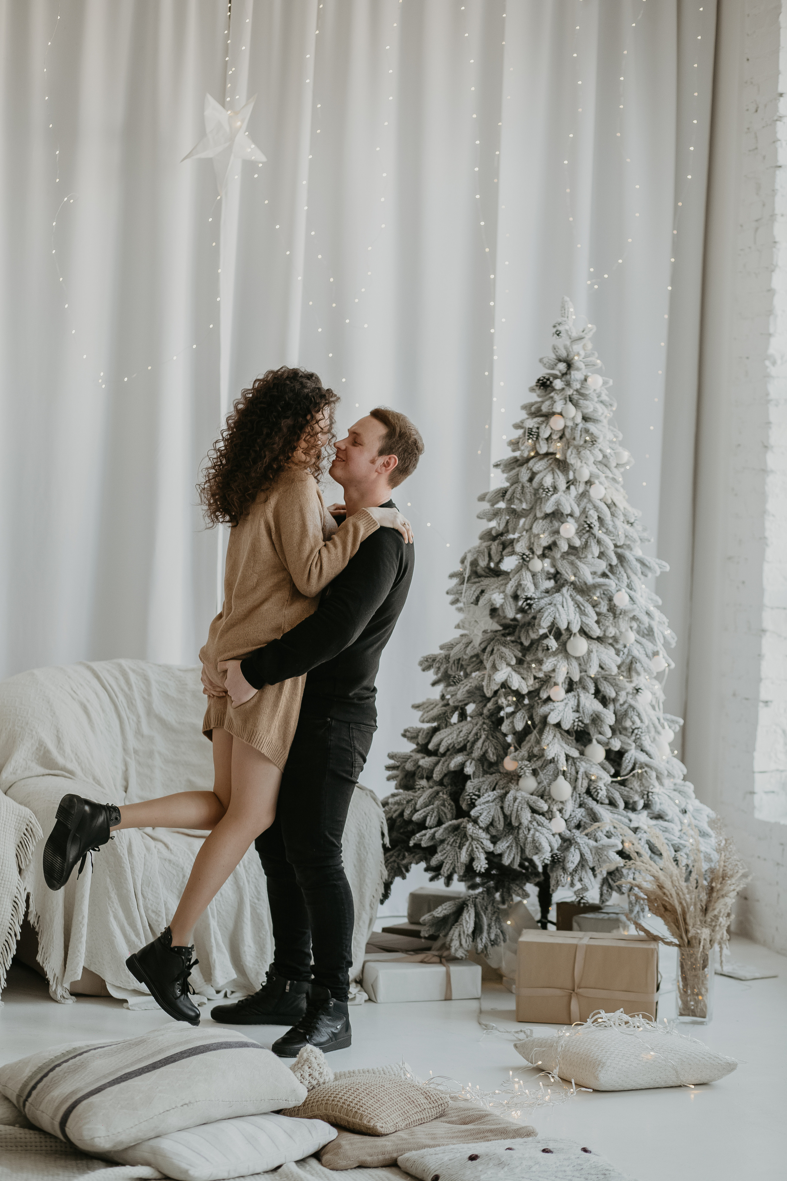 Новорічна зйомка Марта та Андрій. Весільний фотограф у Львові Мирон Роксоляна