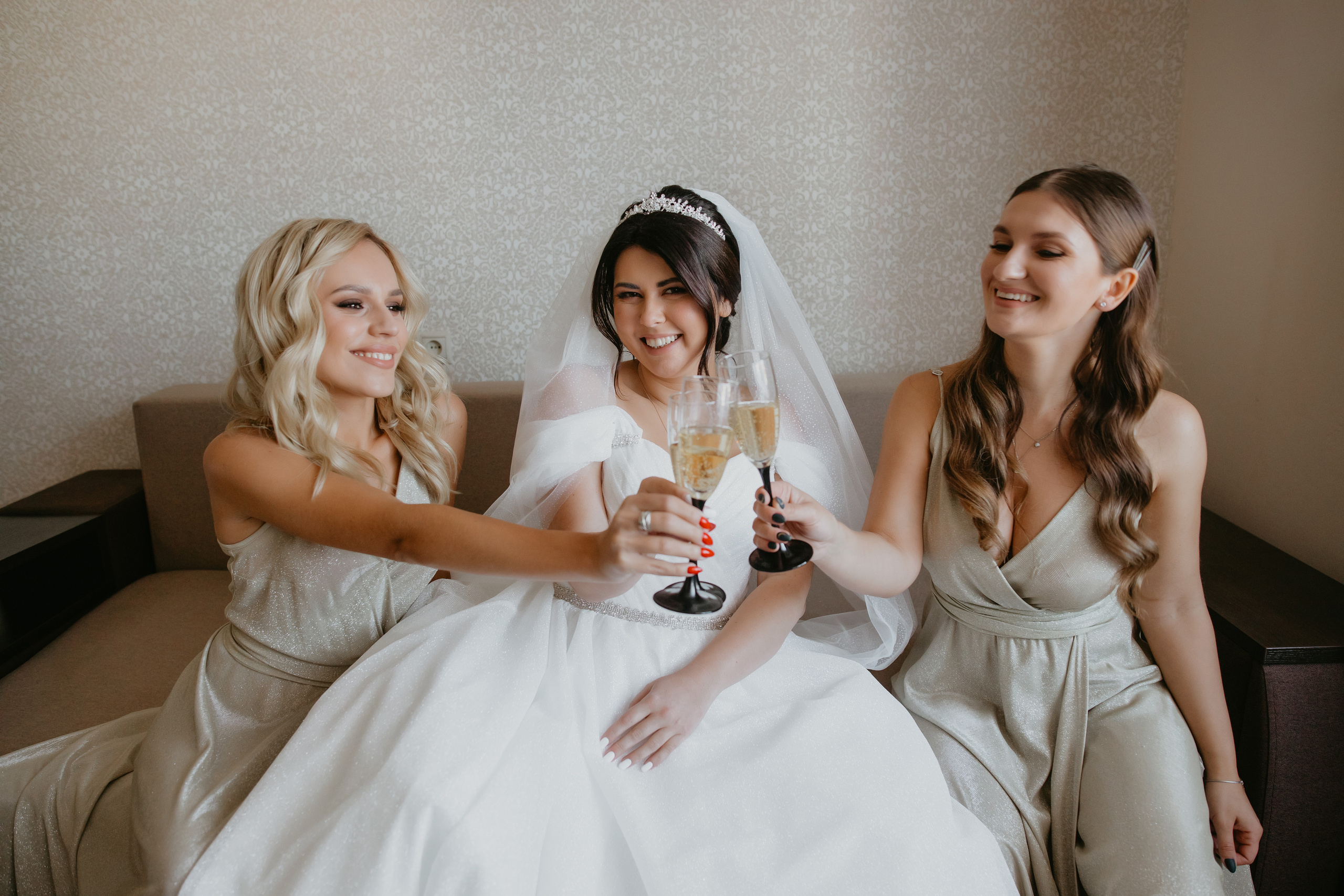 Весільний день Маряни та Володі. Весільний фотограф у Львові Мирон Роксоляна