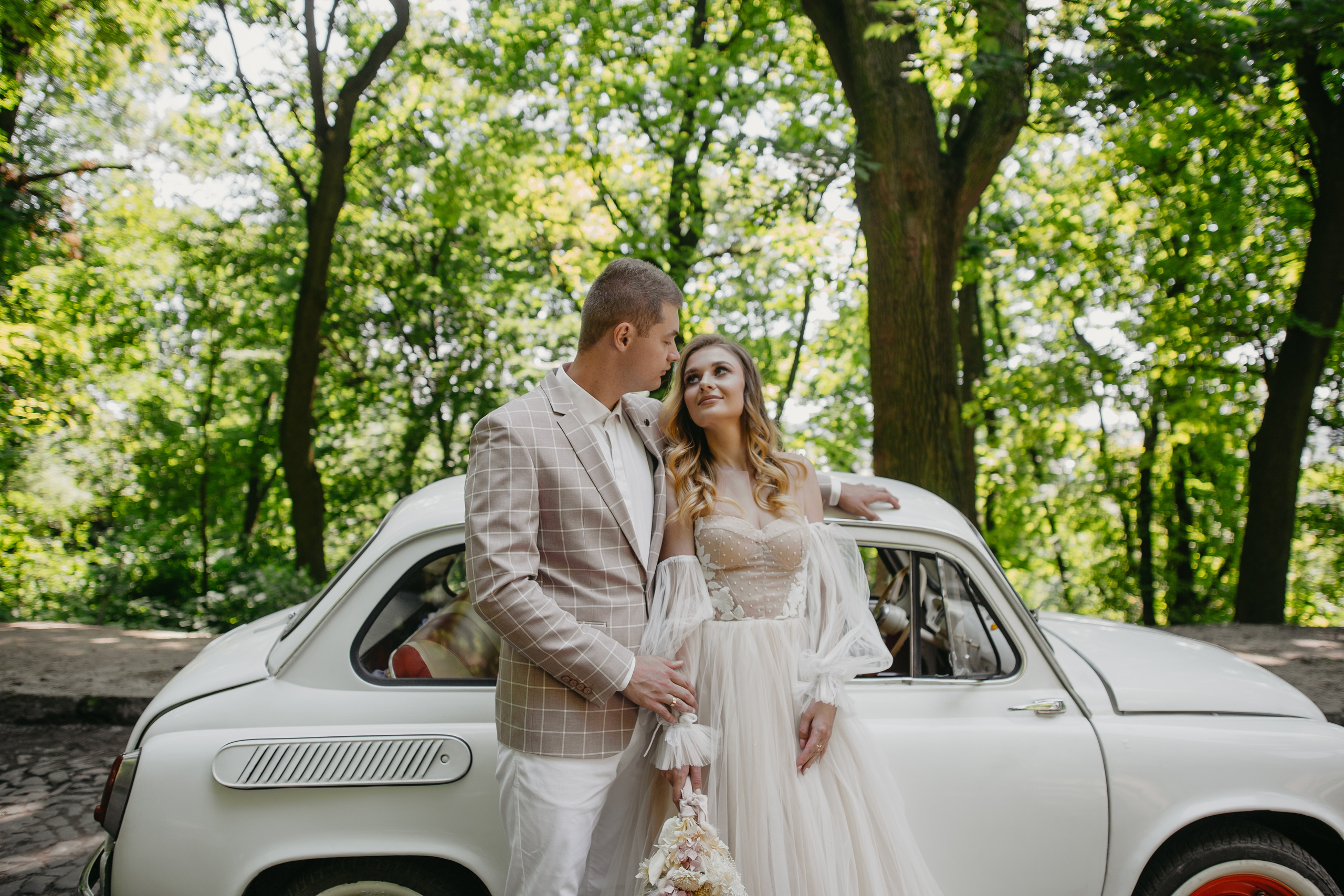 Дозйомка Таня і Олег. Весільний фотограф у Львові Мирон Роксоляна